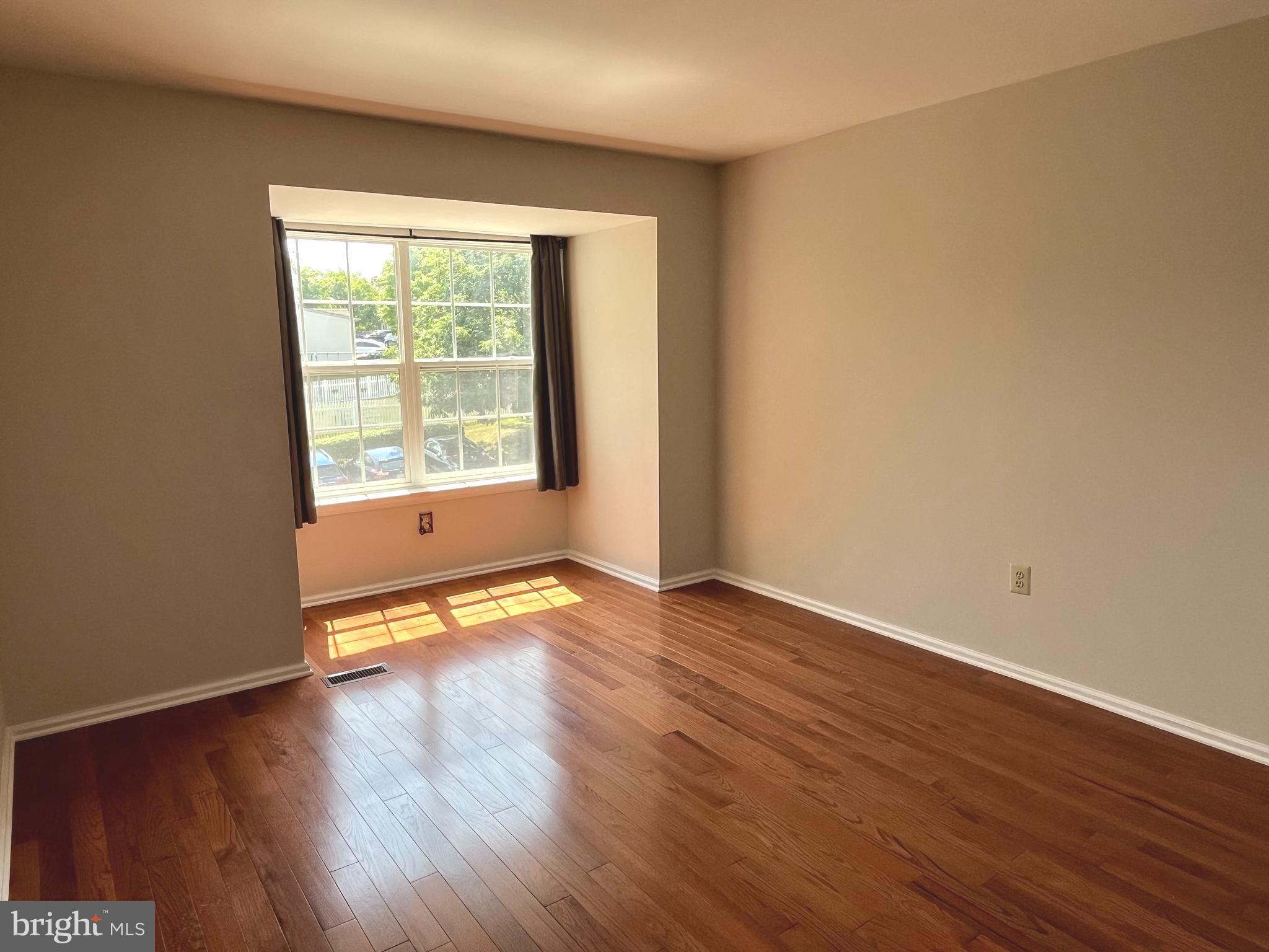 DEER CREEK - Residential Lease