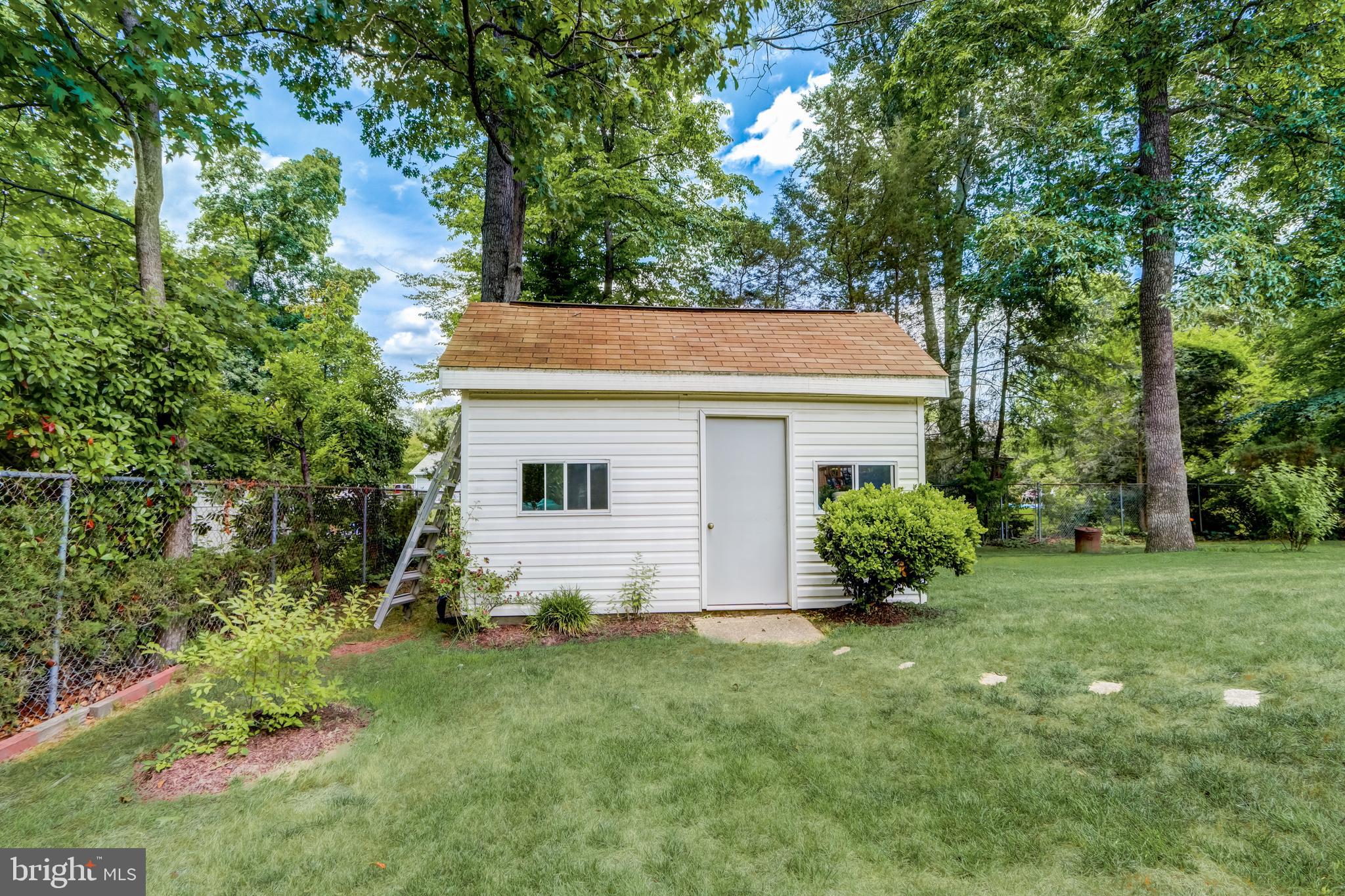 CHELTENHAM FOREST - Residential