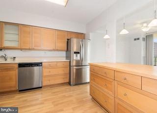 ALEXANDRIA HOUSE - Residential Lease