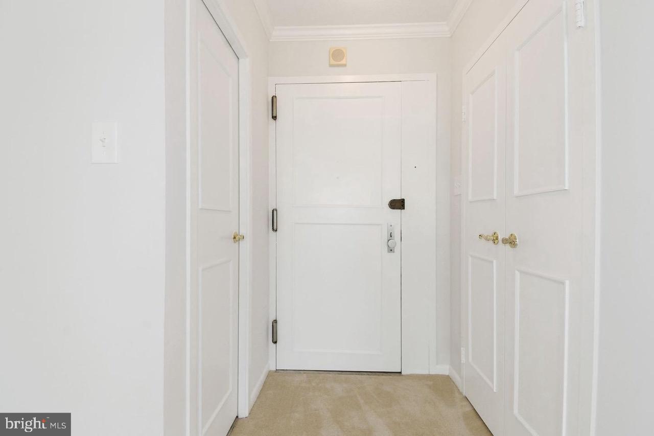 ALEXANDRIA HOUSE - Residential Lease