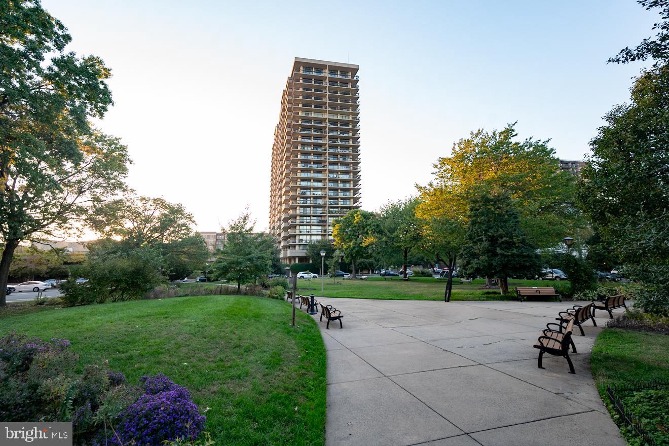 ALEXANDRIA HOUSE - Residential Lease