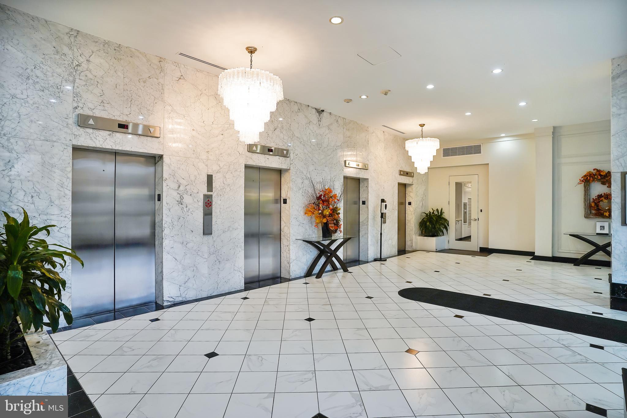 ALEXANDRIA HOUSE - Residential Lease