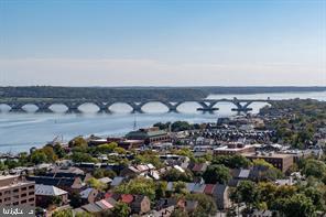 ALEXANDRIA HOUSE - Residential Lease