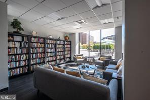 ALEXANDRIA HOUSE - Residential Lease