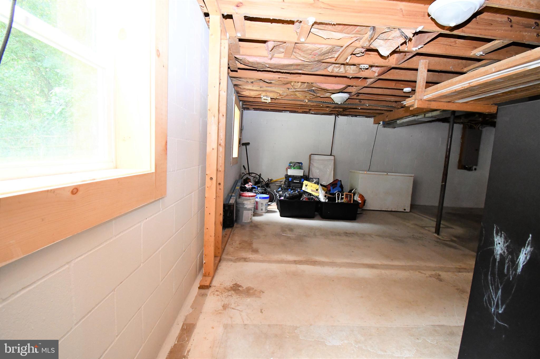 SHENANDOAH  SHORES - Residential