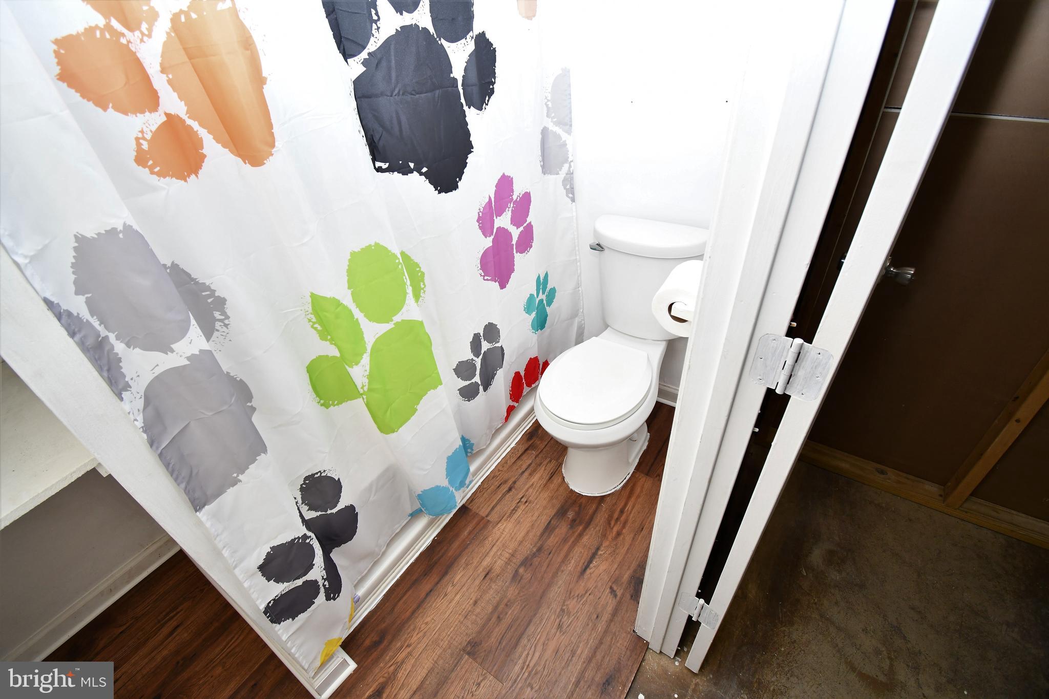 SHENANDOAH  SHORES - Residential