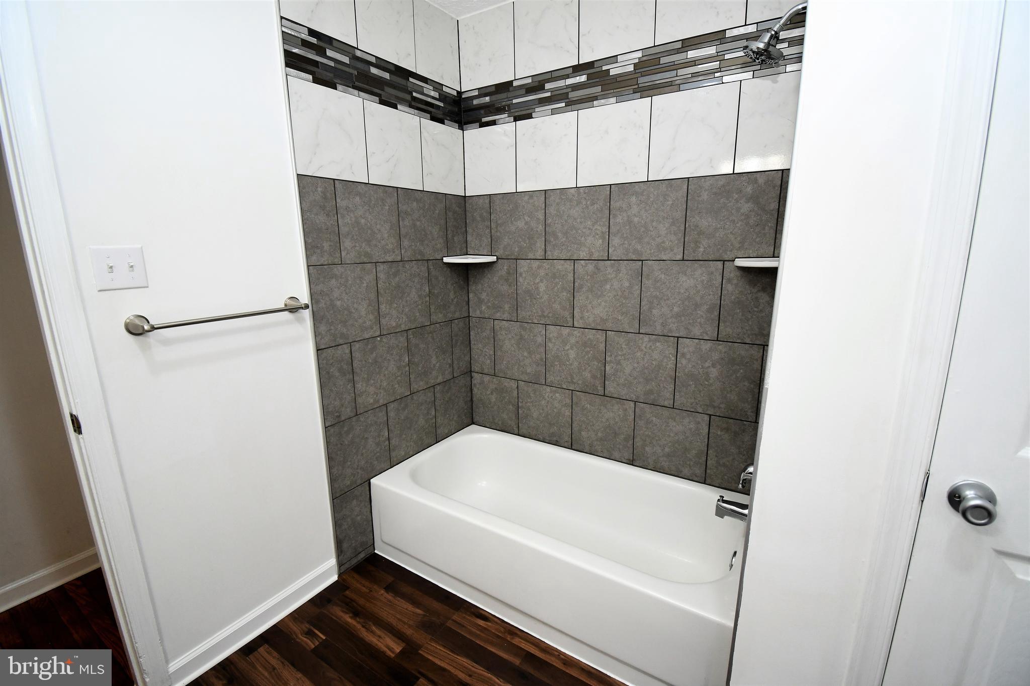 SHENANDOAH  SHORES - Residential