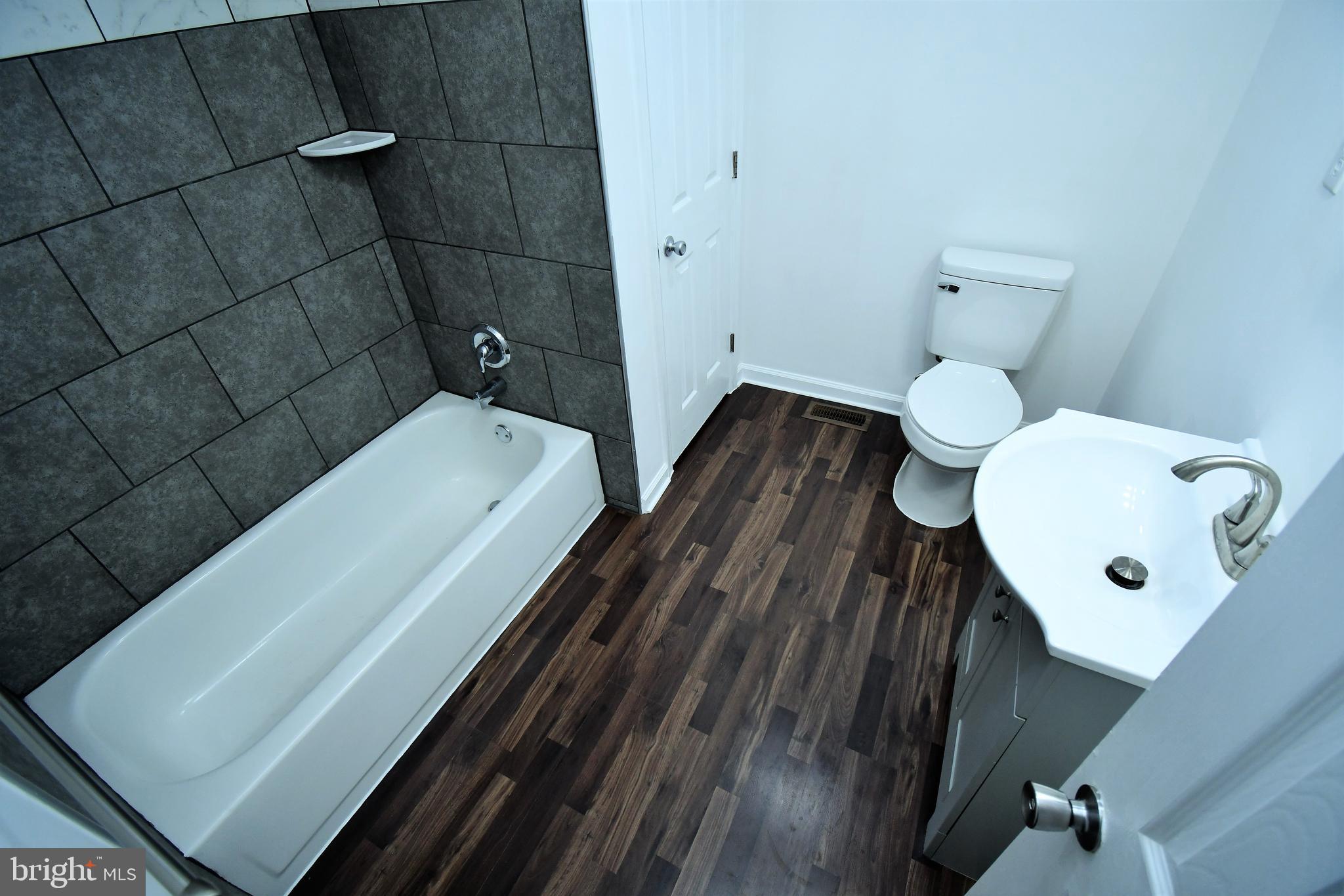 SHENANDOAH  SHORES - Residential