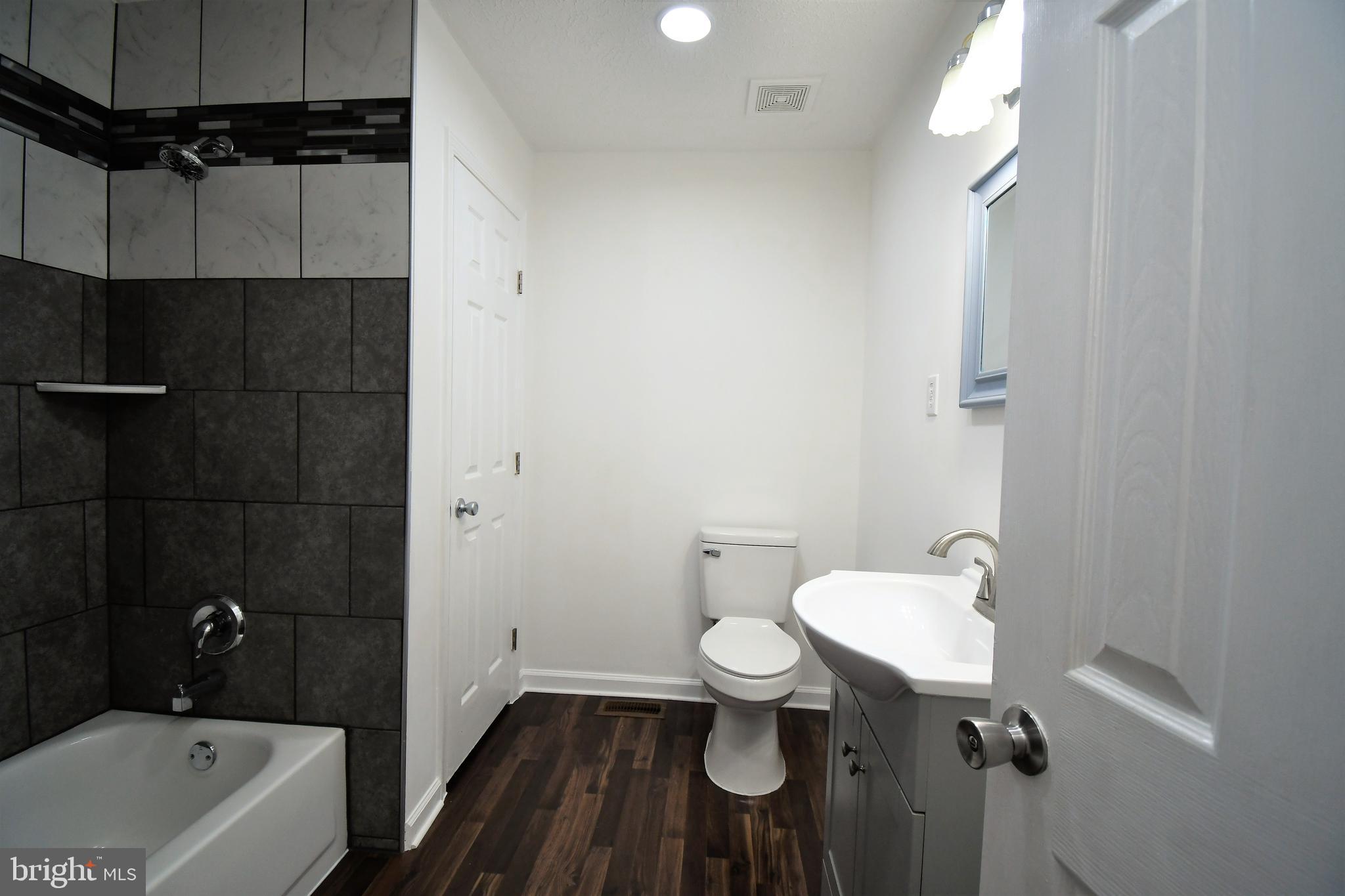 SHENANDOAH  SHORES - Residential