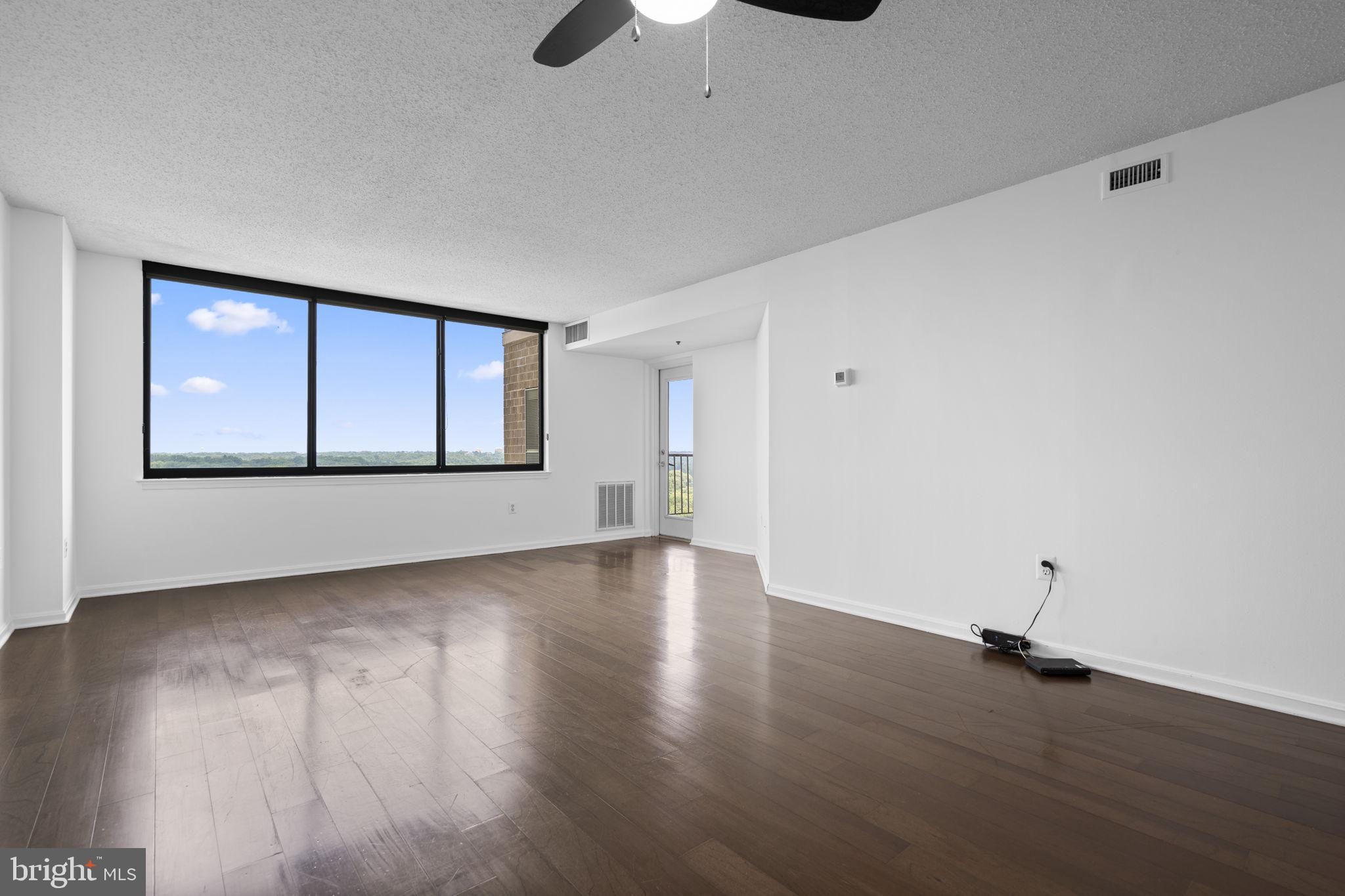 10101 GROSVENOR PLACE 2013