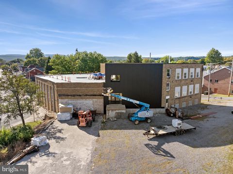 1001 MOORE STREET HUNTINGDON PA 16652