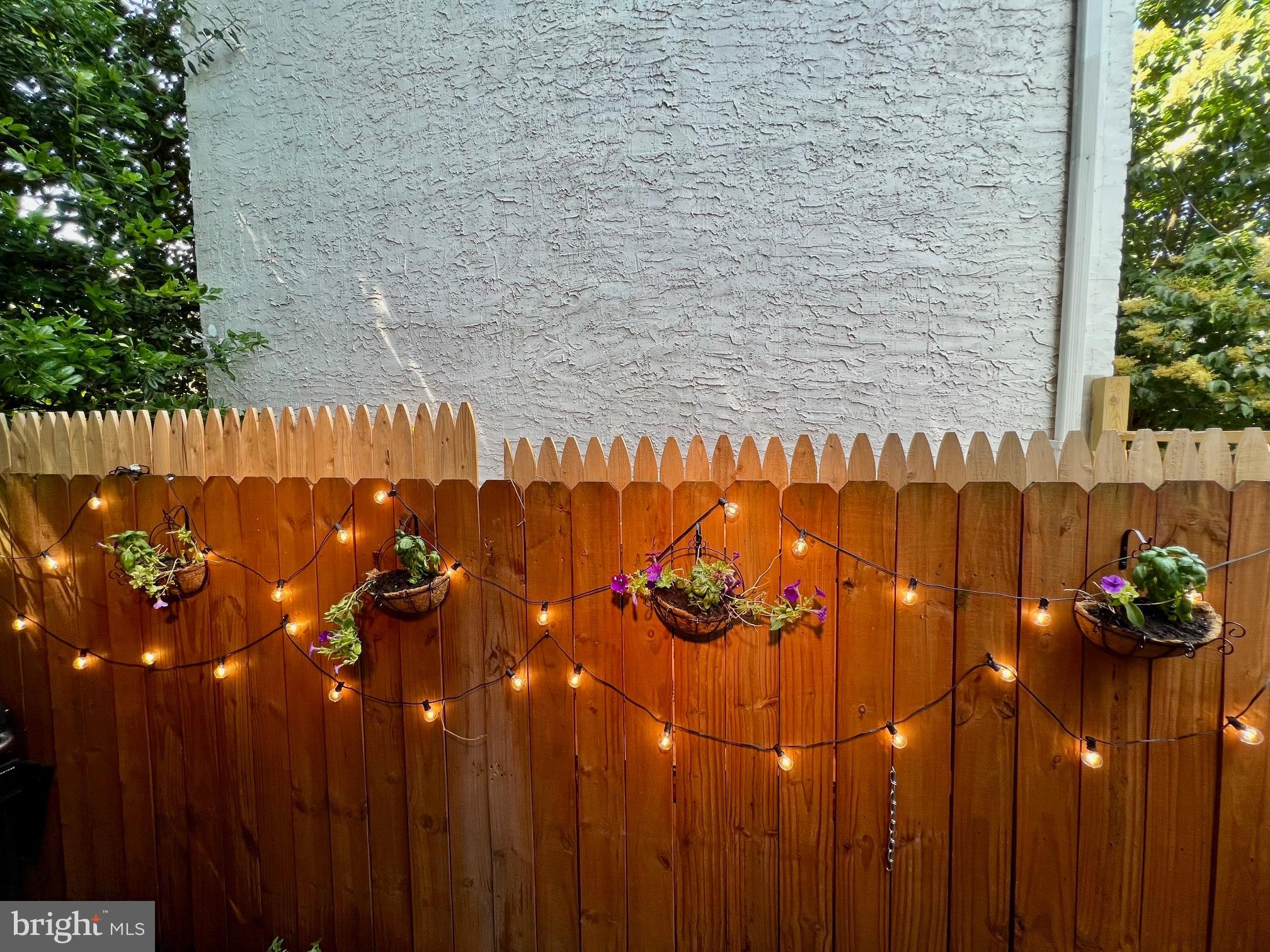 OLDE KENSINGTON - Residential