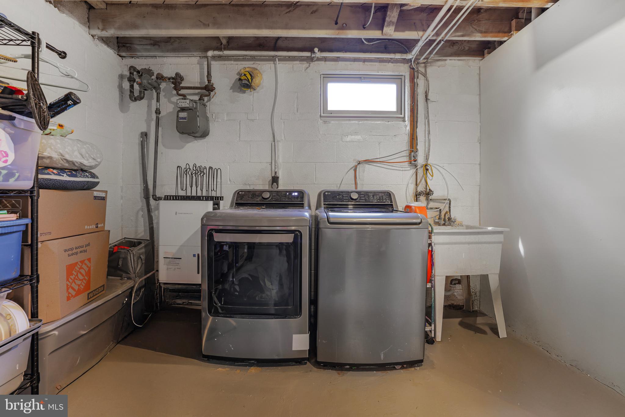 WHEATON WOODS - Residential