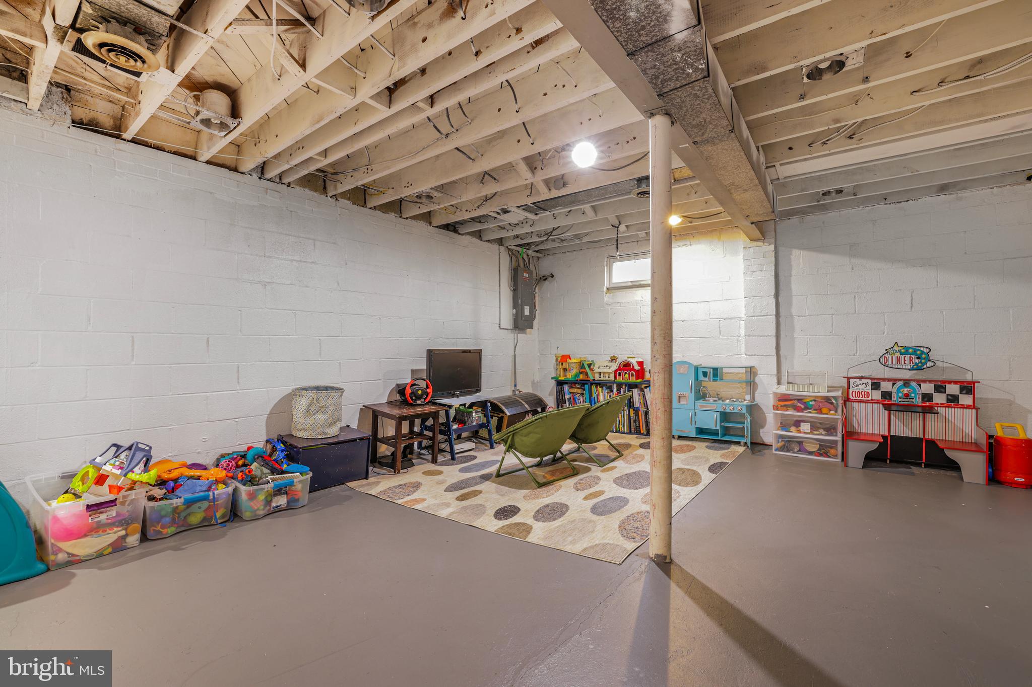 WHEATON WOODS - Residential