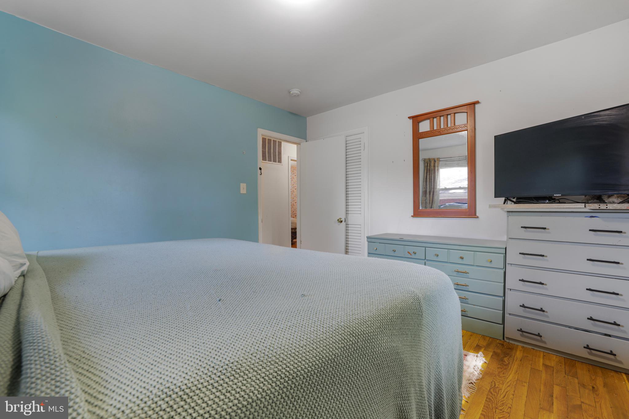 WHEATON WOODS - Residential