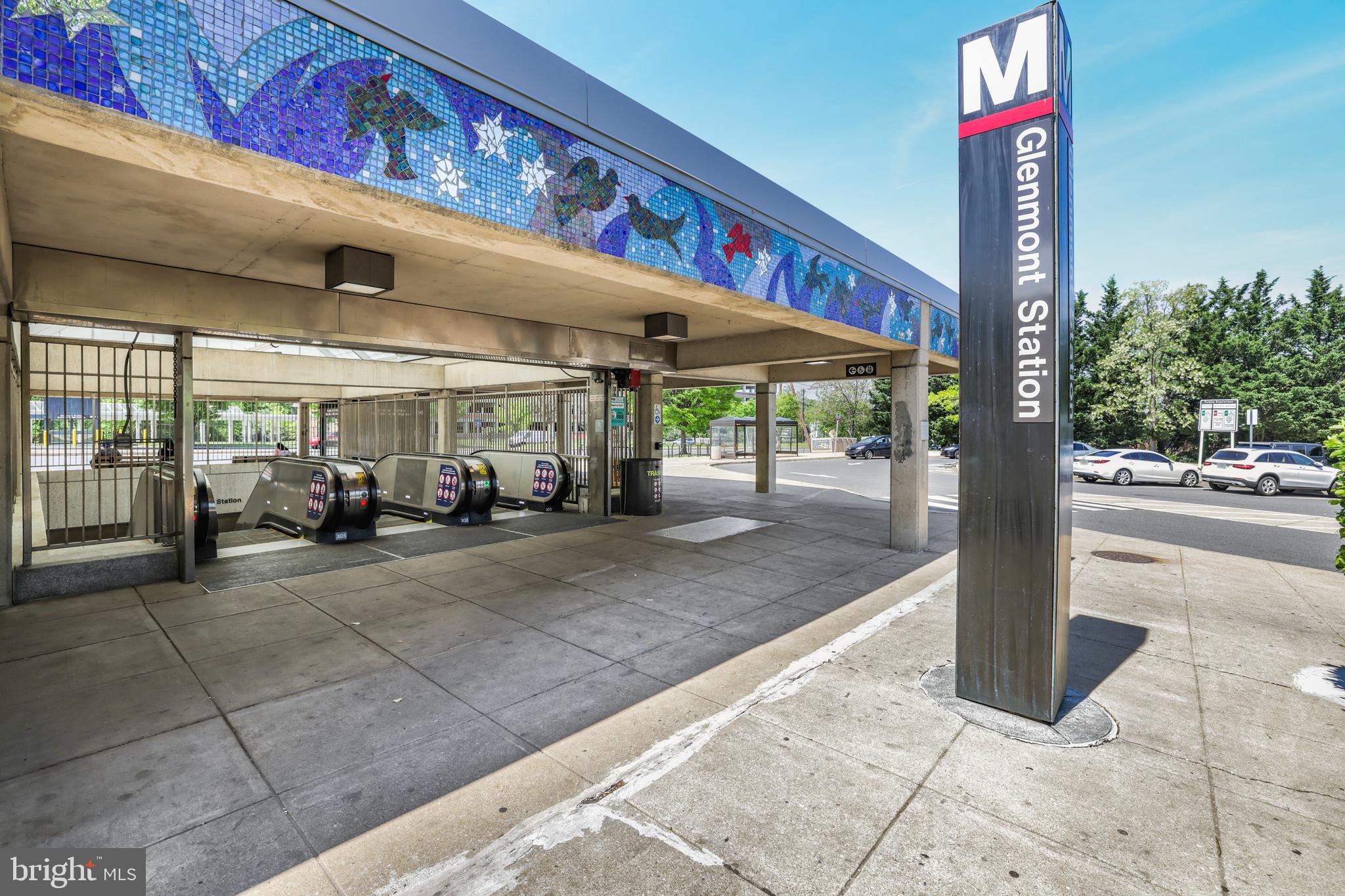 WHEATON WOODS - Residential