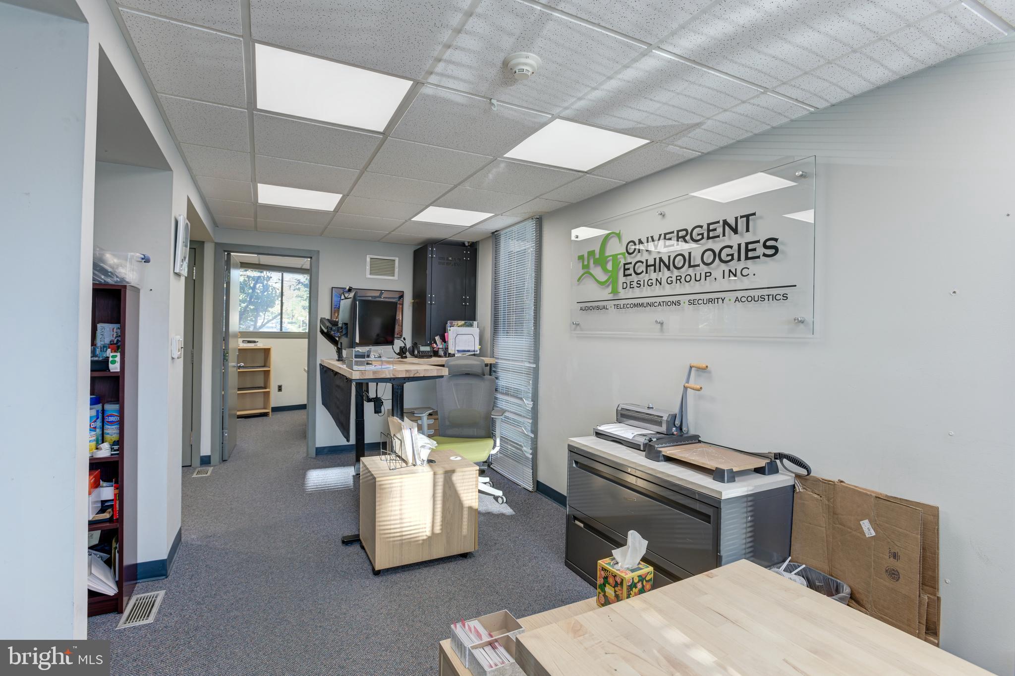 ANNESLIE - Commercial Sale