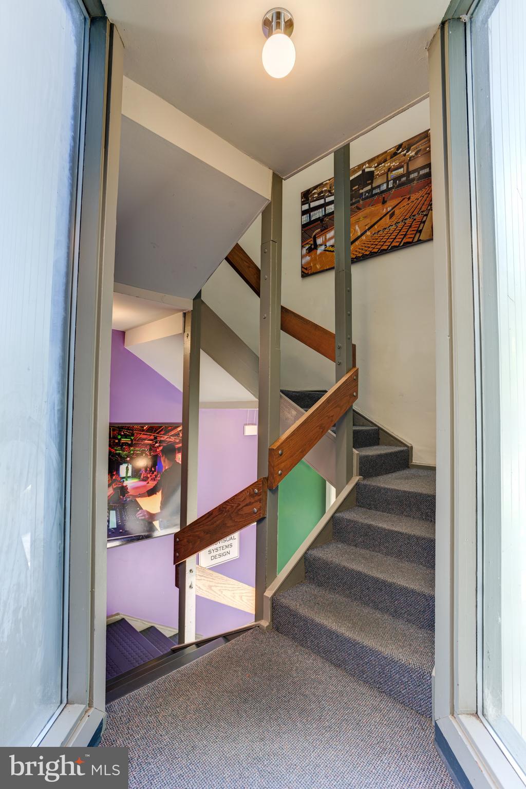 ANNESLIE - Commercial Sale