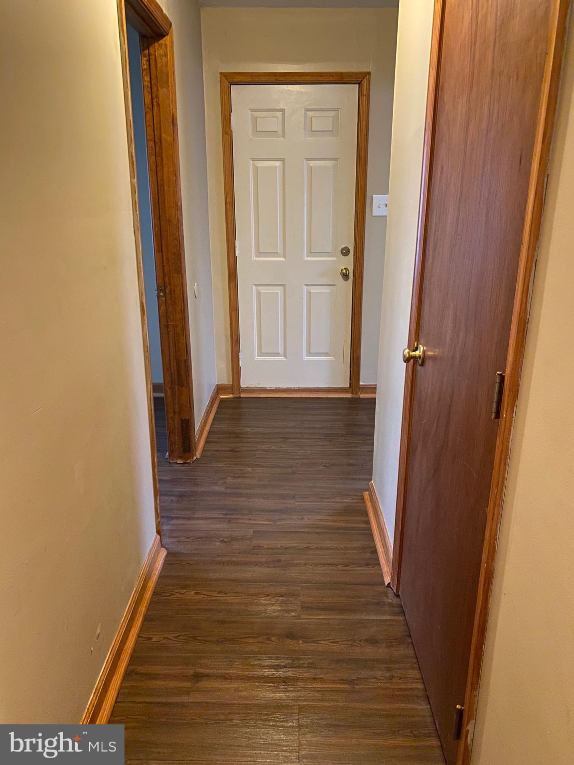 PARK SQUARE - IND HEAD - Residential Lease