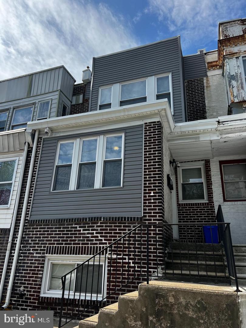 Presenting 4068 Parkside Ave, a recently renovated triplex. This turnkey investment has central air, stainless steel appliances, and in-unit washer and dryer. The updates found throughout this property offer an instant, solid investment. Close distance to the zoo, UPenn, Drexel University, as well as Fairmount Park. The distance to many amenities makes this a great attraction for consistent tents, including proximity to I-76. Inquire now for financials!