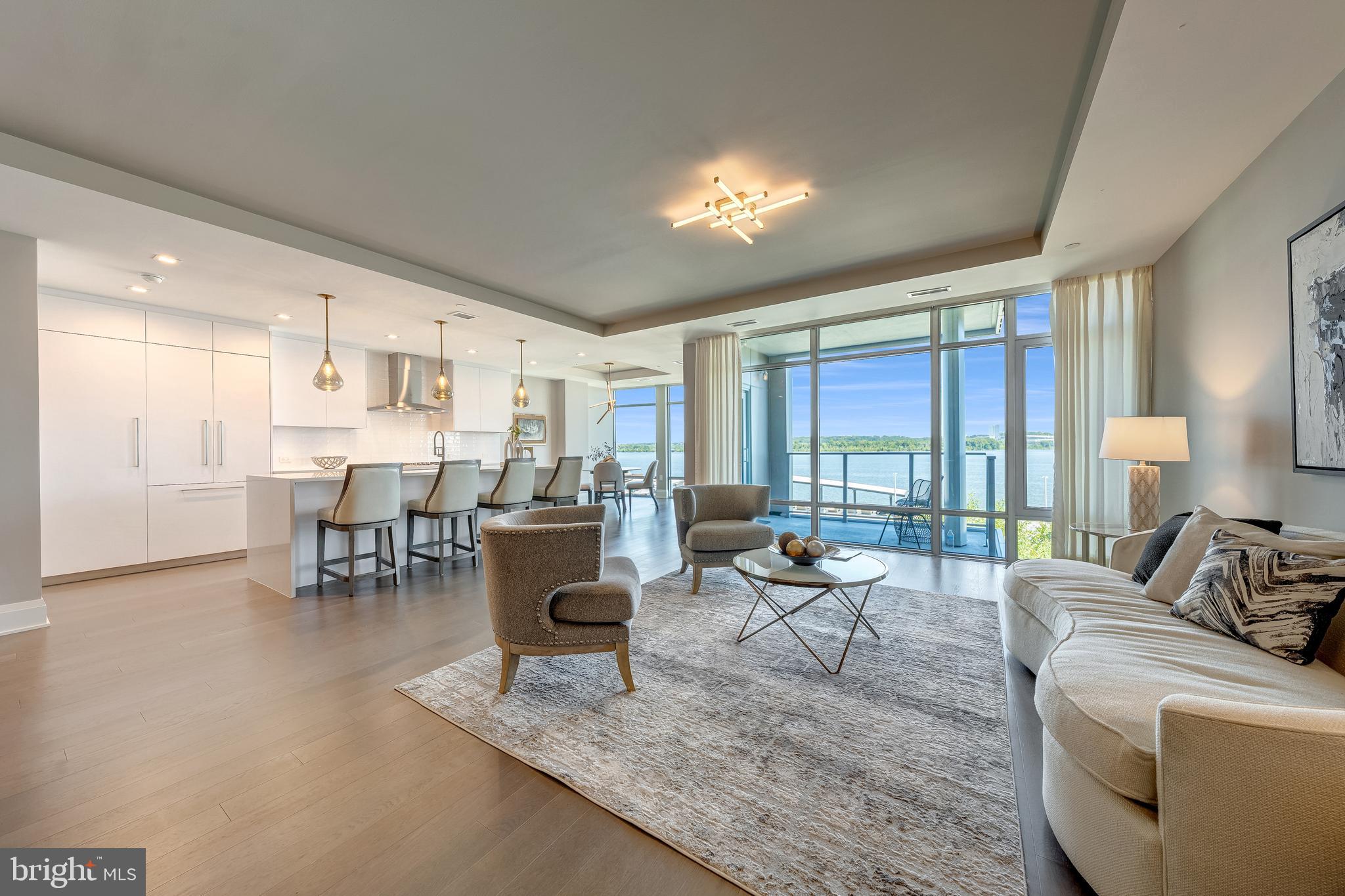 ROBINSON LANDING - Residential