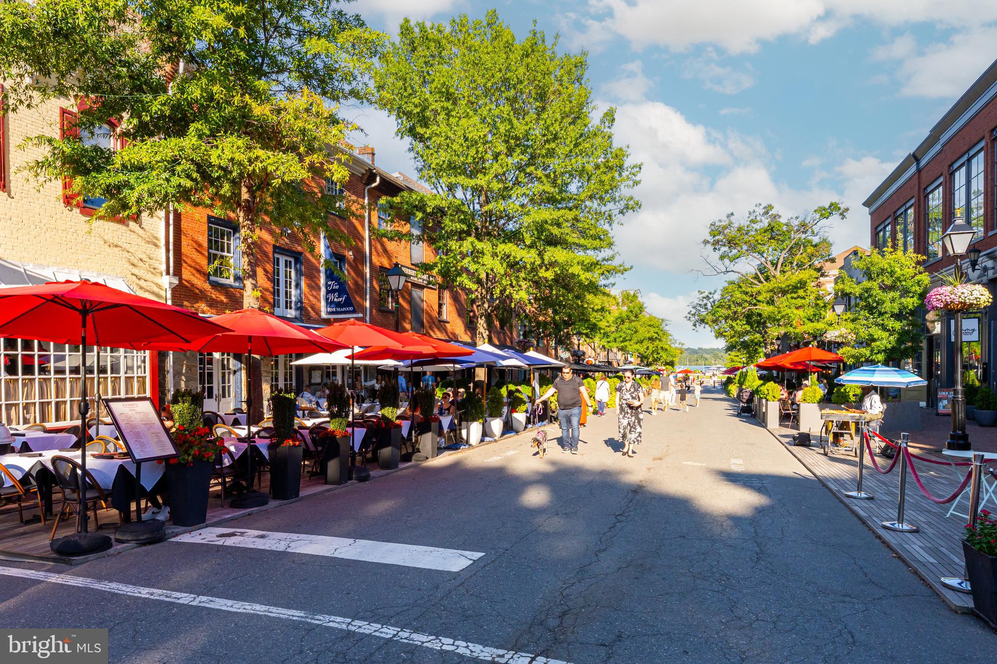 ROBINSON LANDING - Residential