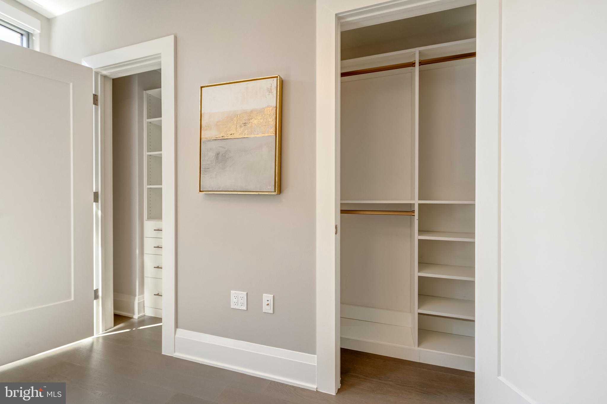 ROBINSON LANDING - Residential