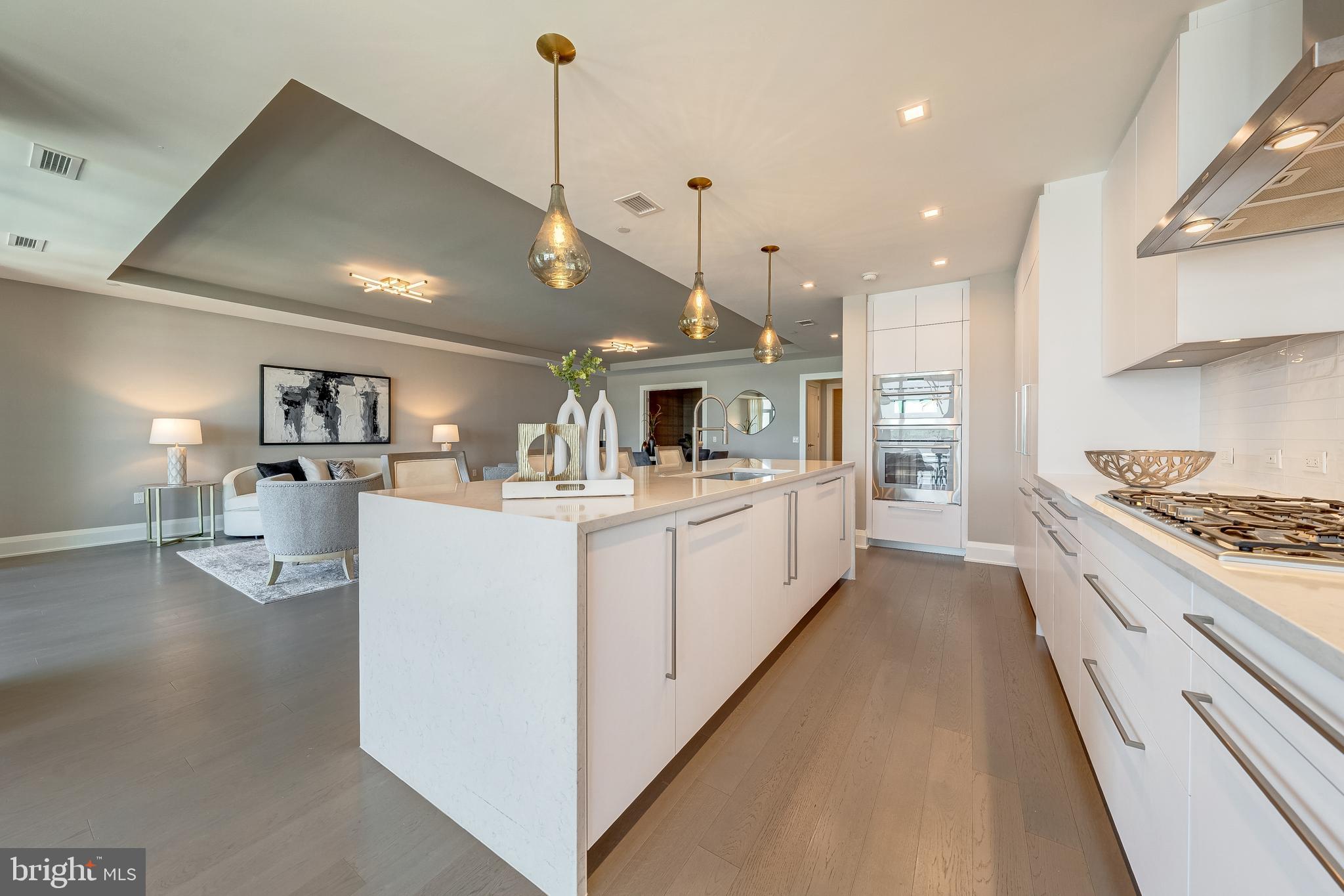 ROBINSON LANDING - Residential