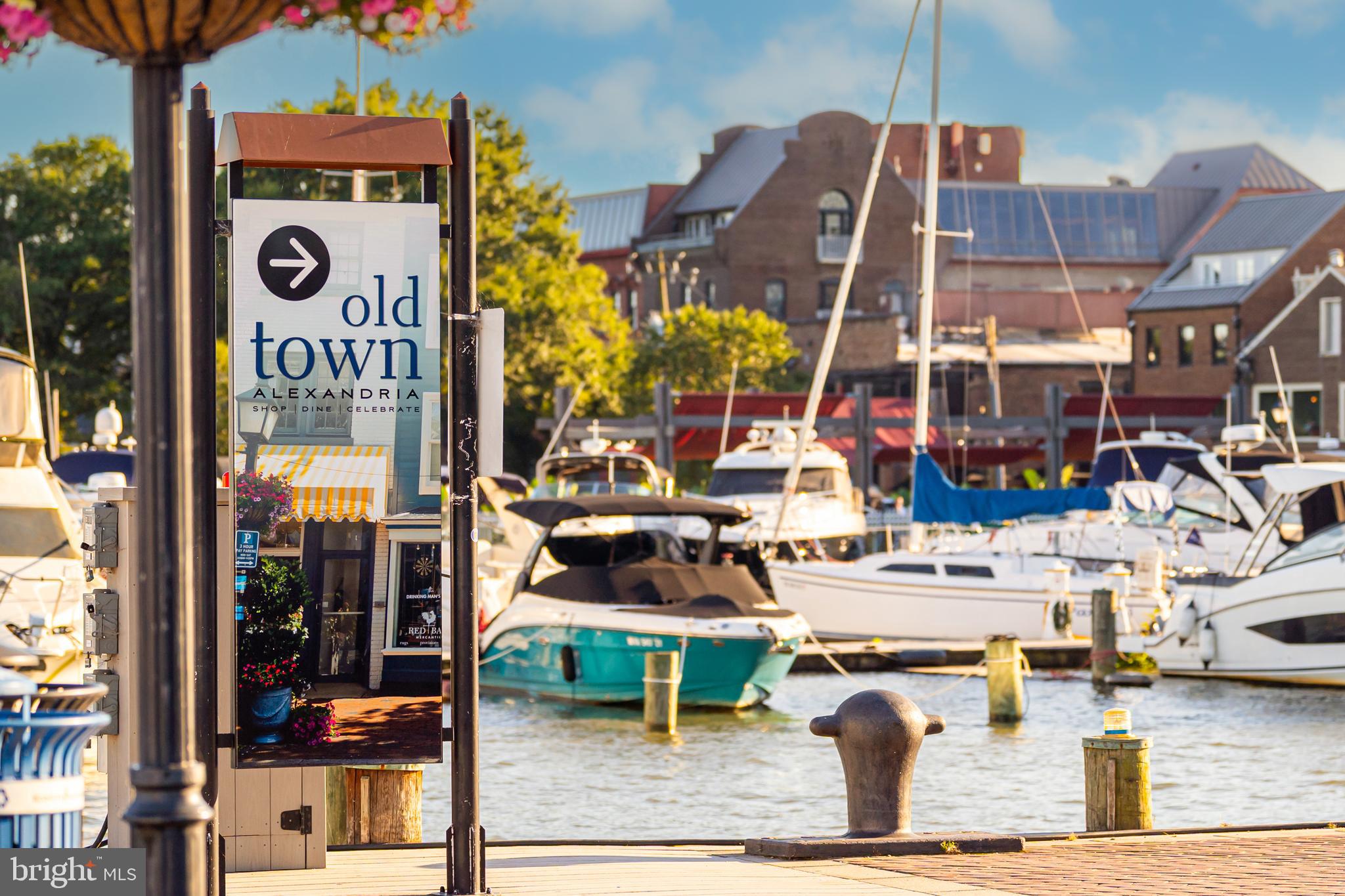 ROBINSON LANDING - Residential