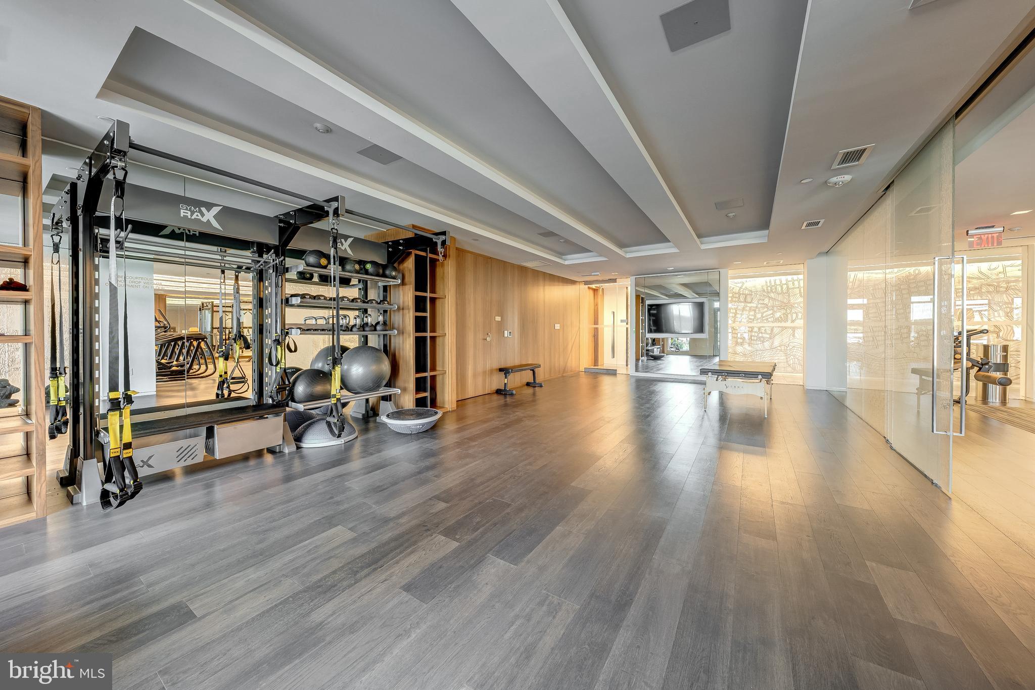 ROBINSON LANDING - Residential