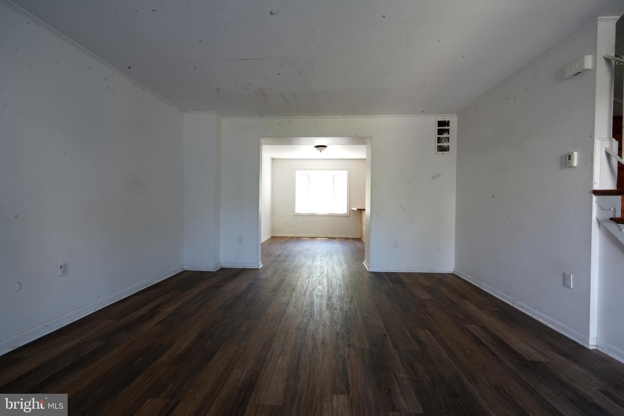 LAUREL - Residential