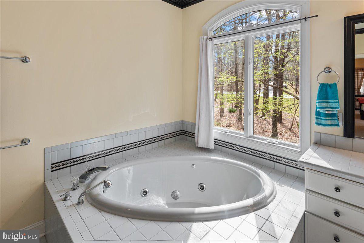 FAWN LAKE - Residential