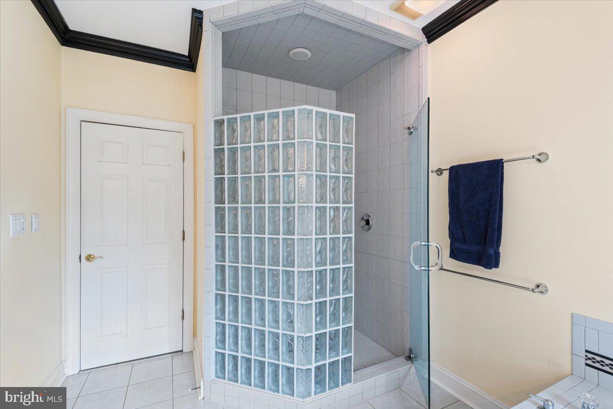 FAWN LAKE - Residential