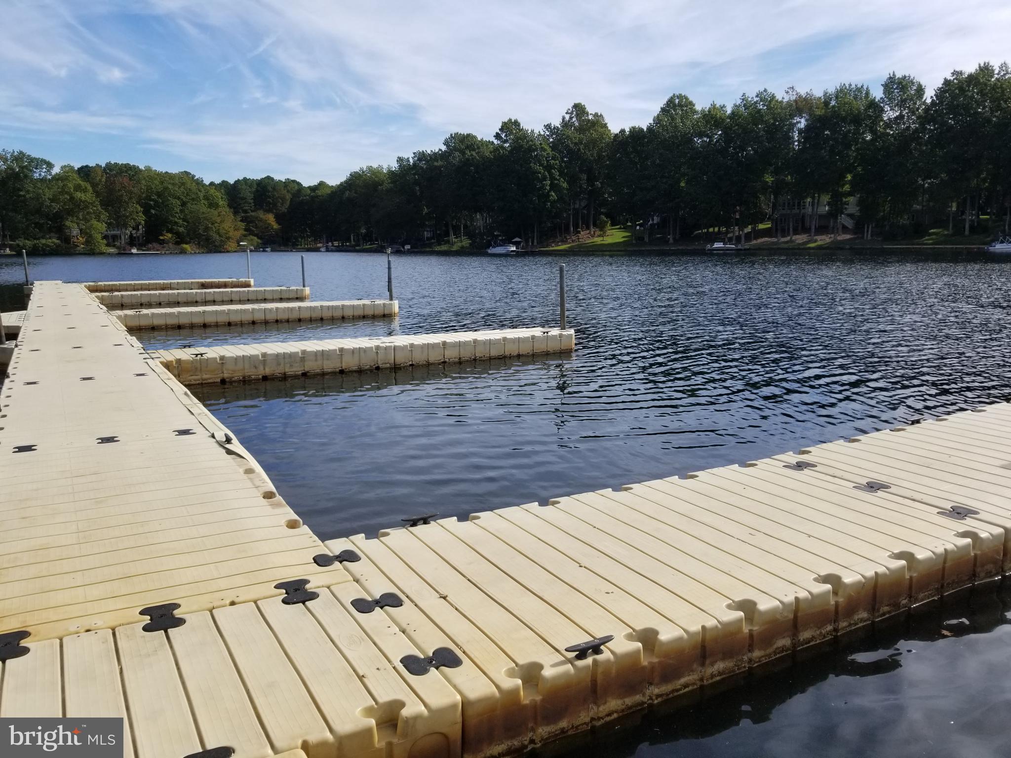 FAWN LAKE - Residential