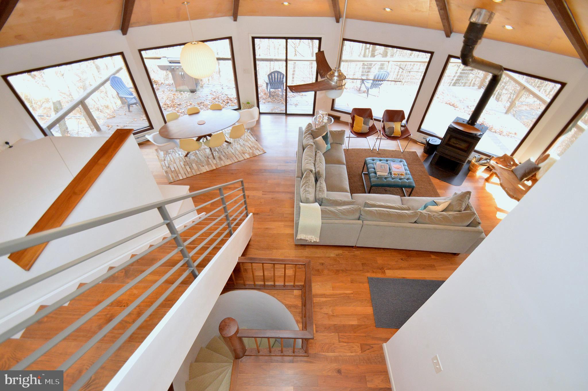 COOLFONT MOUNTAINSIDE - Residential