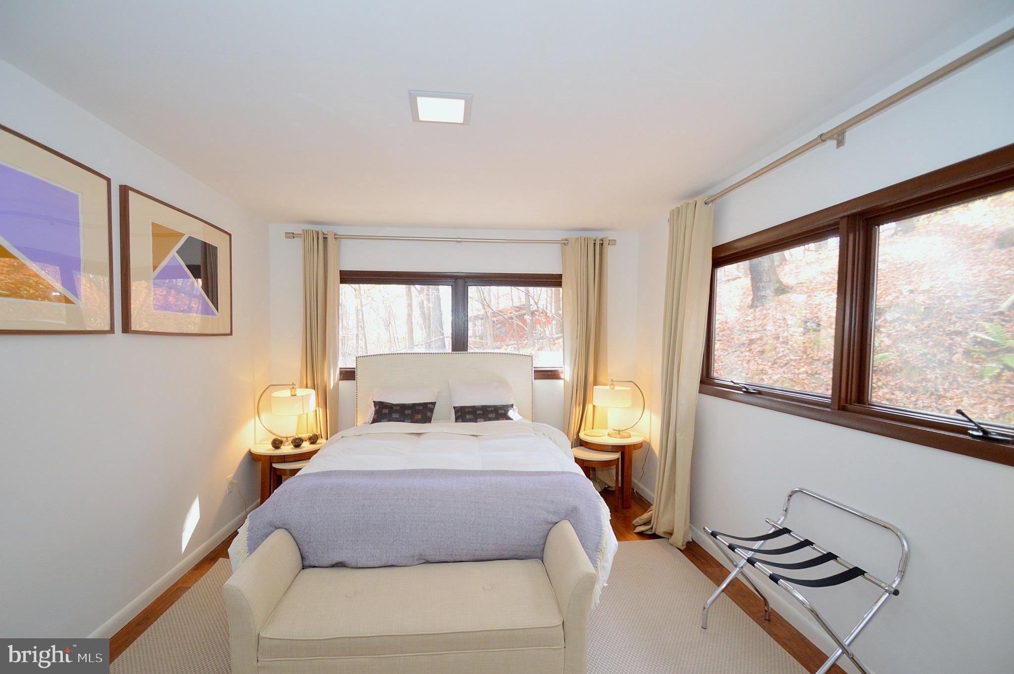 COOLFONT MOUNTAINSIDE - Residential