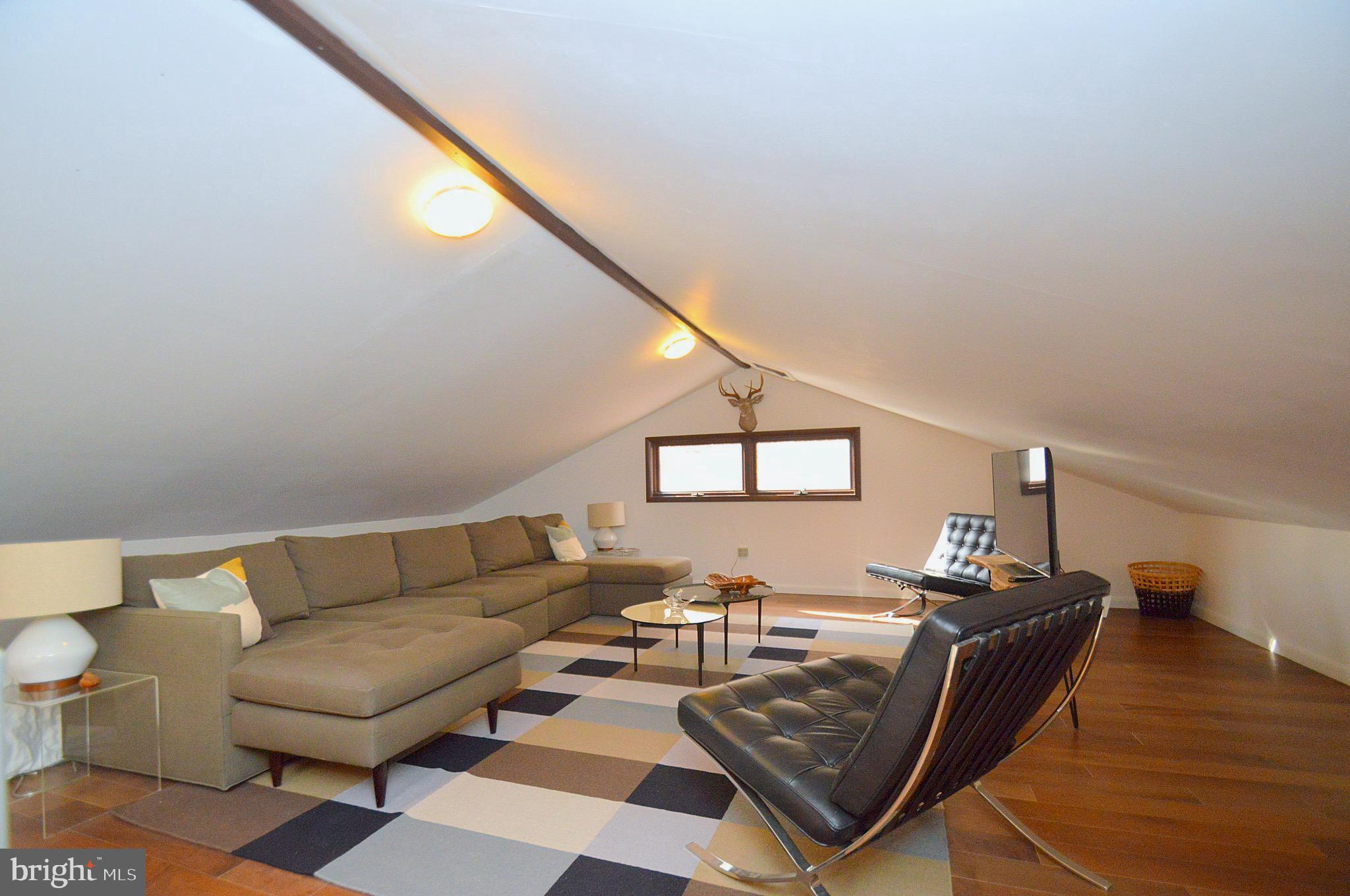 COOLFONT MOUNTAINSIDE - Residential