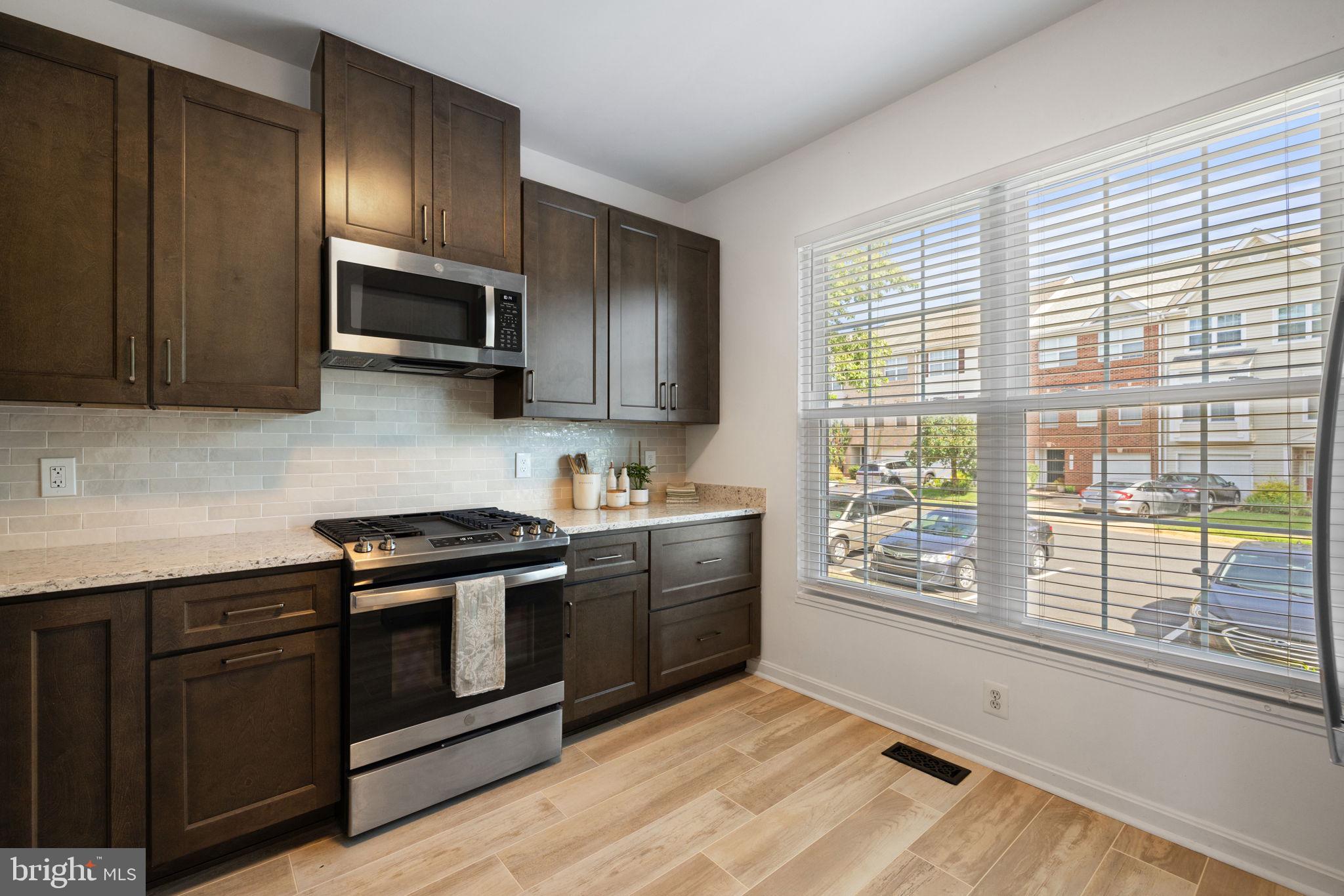 JEFFERSON VILLAGE - Residential