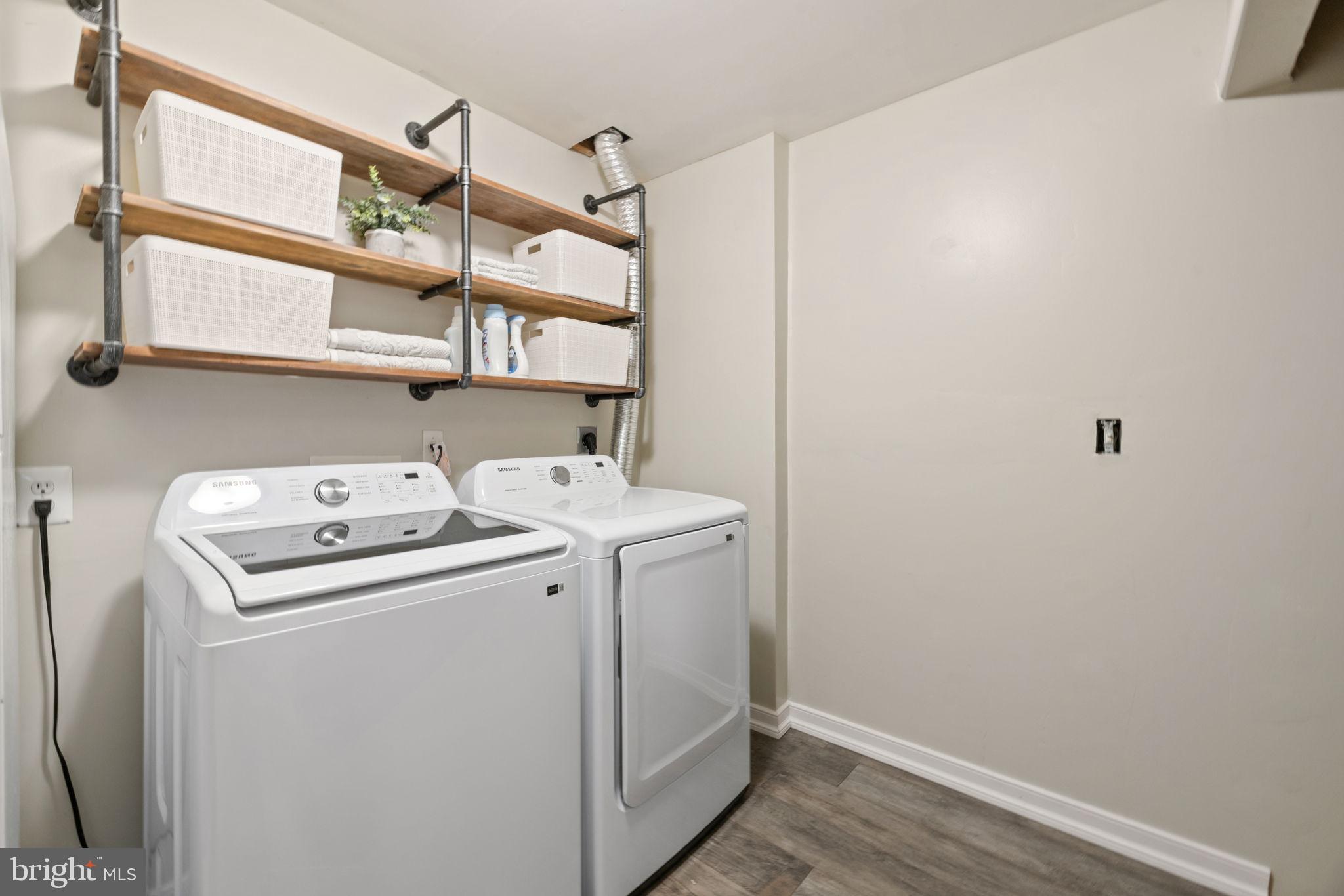 JEFFERSON VILLAGE - Residential