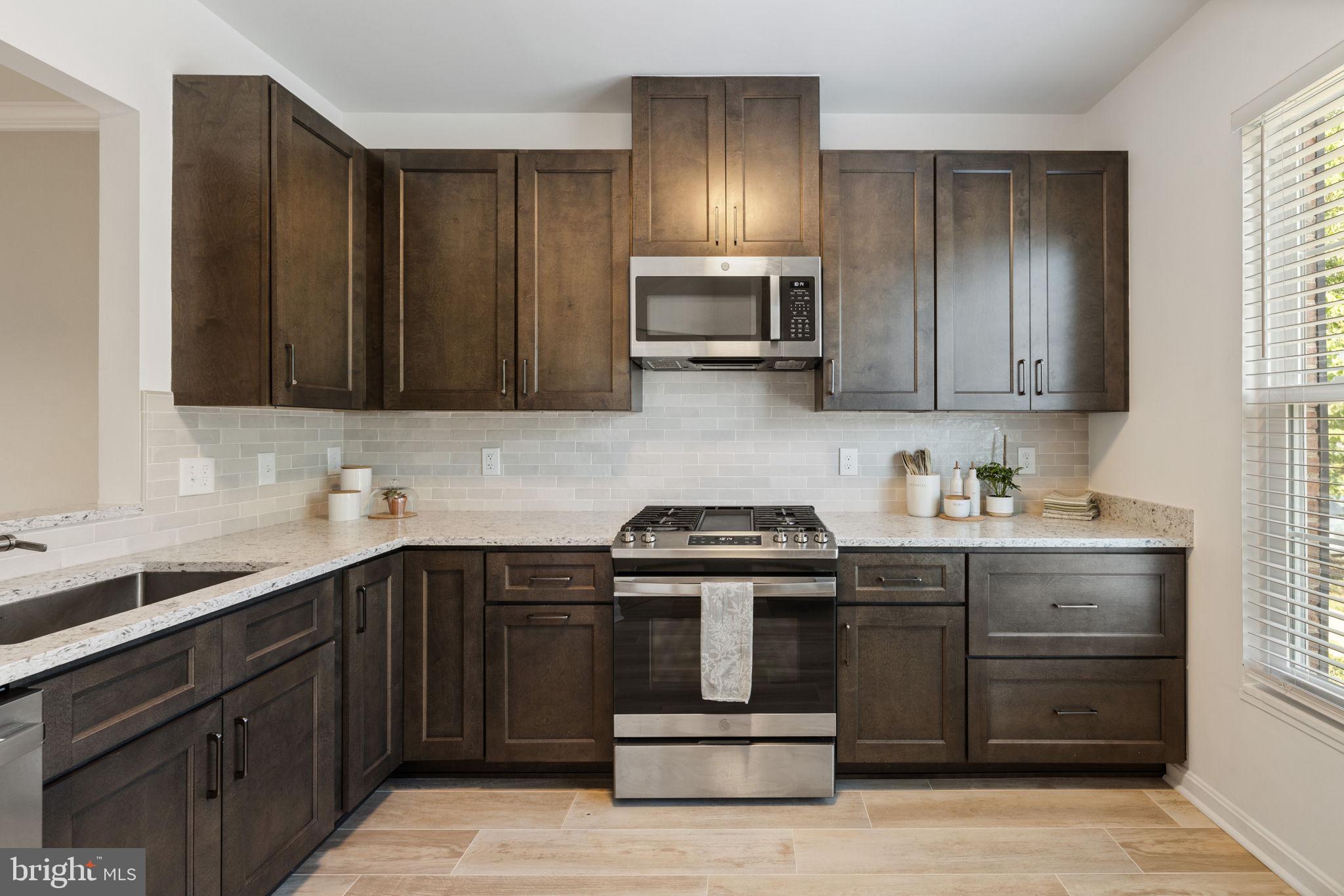 JEFFERSON VILLAGE - Residential