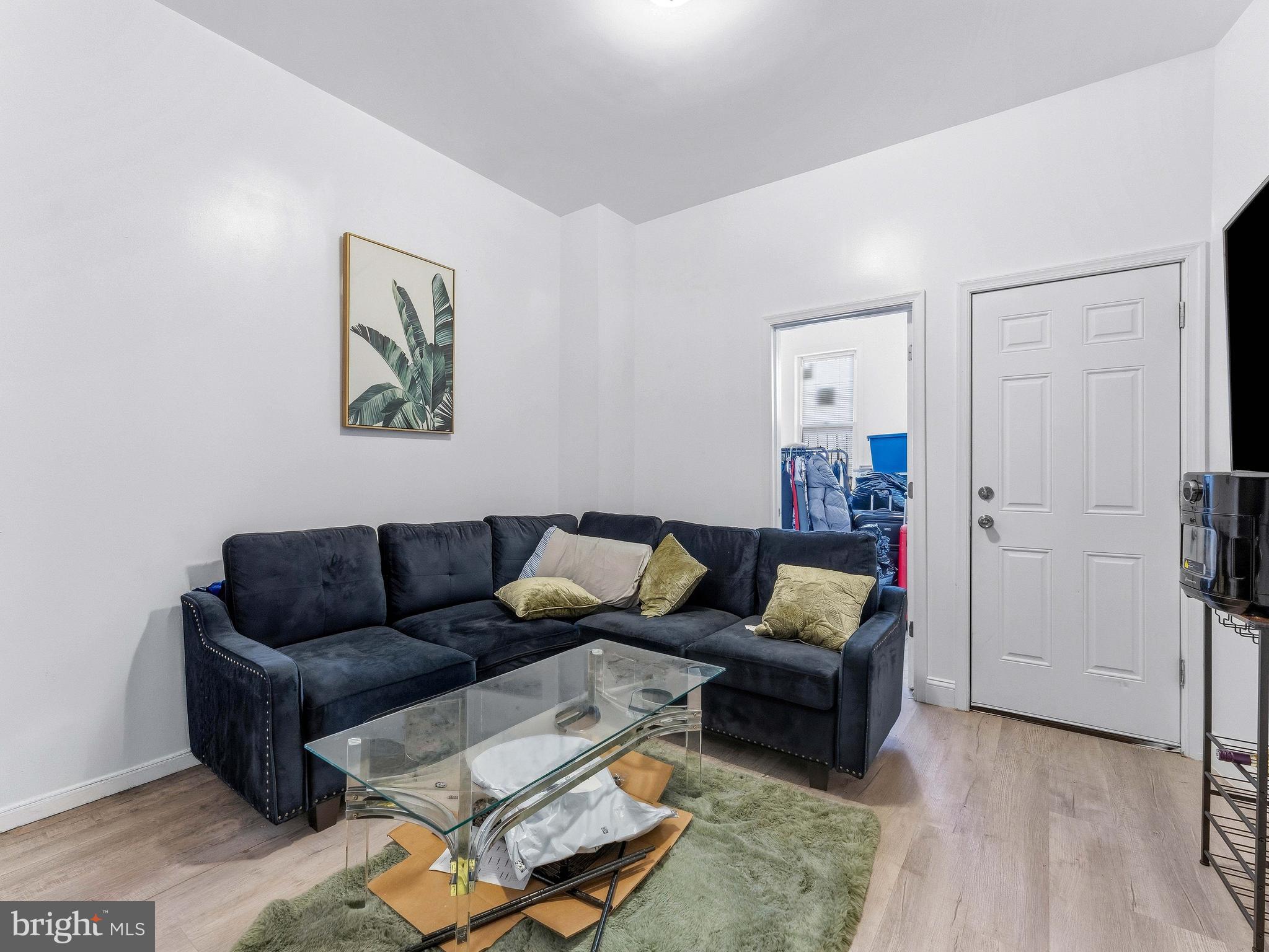 2731 N DARIEN STREET