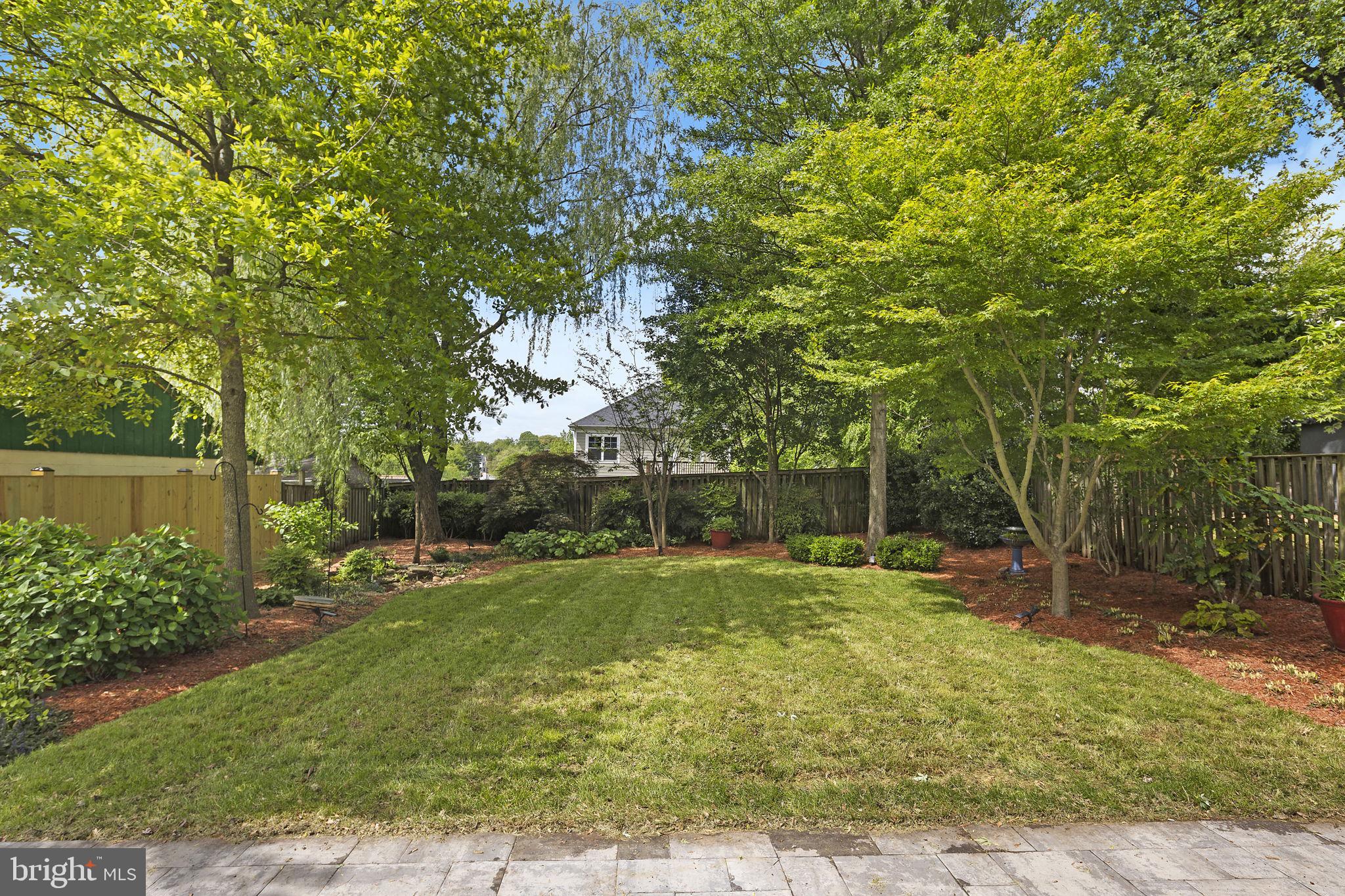 HIGHVIEW PARK - Residential