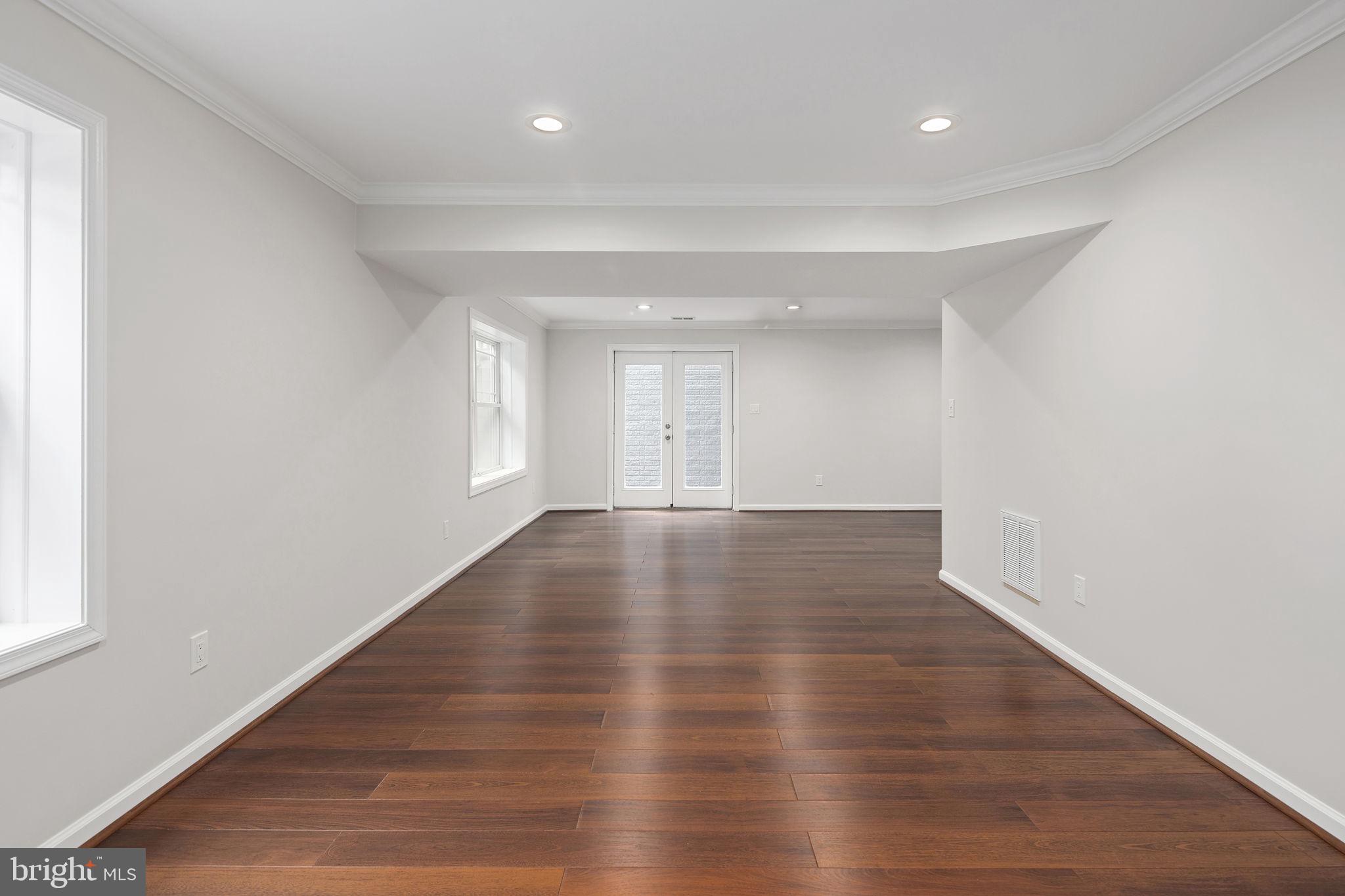 HIGHVIEW PARK - Residential