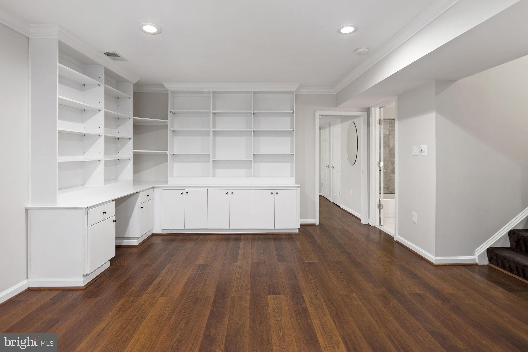 HIGHVIEW PARK - Residential