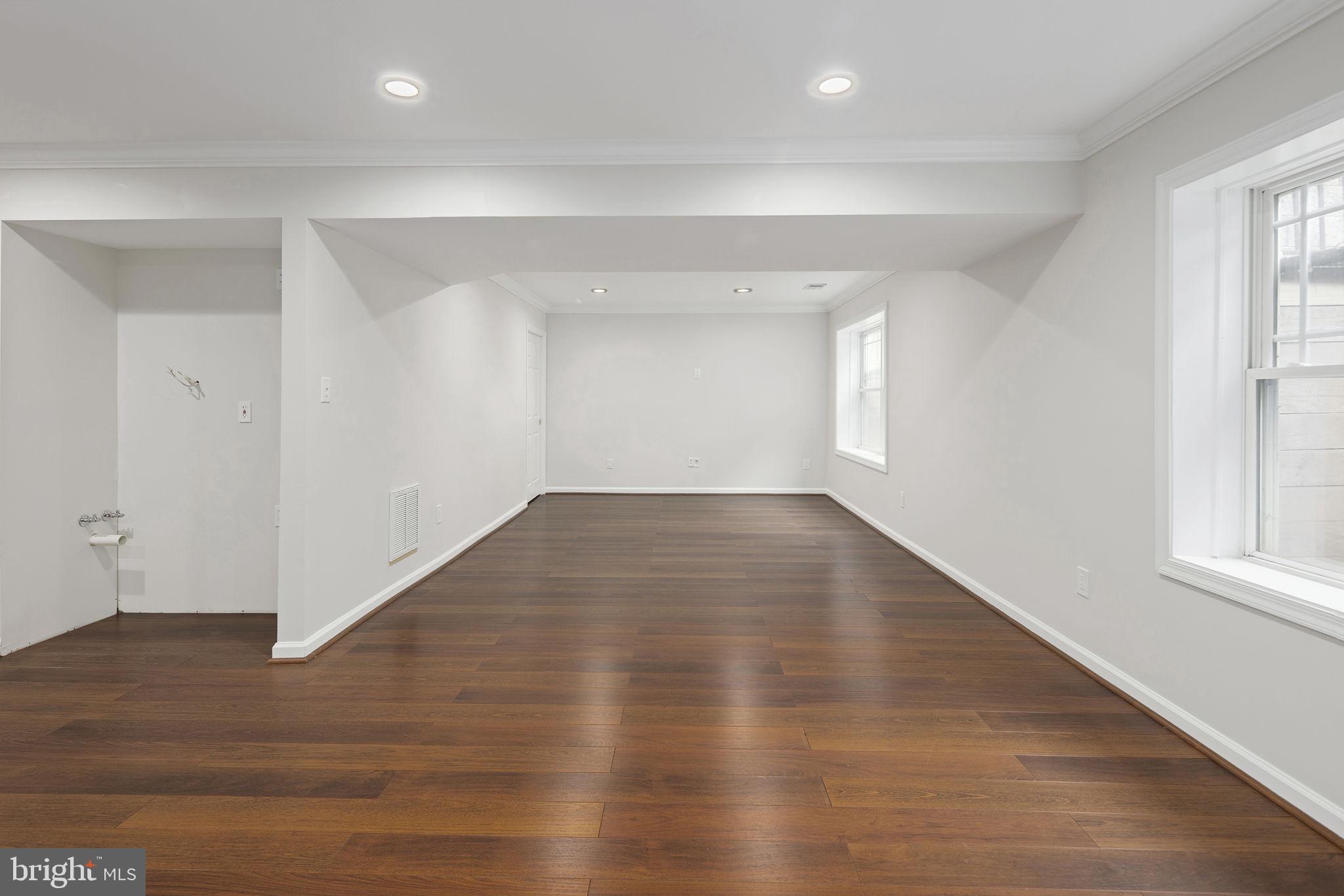 HIGHVIEW PARK - Residential