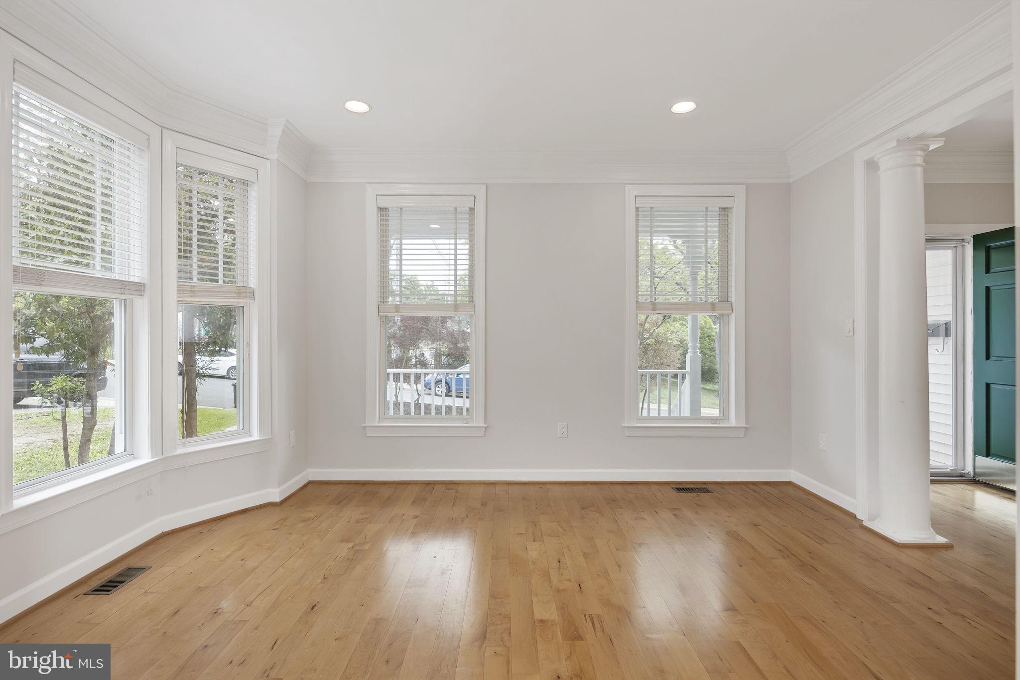 HIGHVIEW PARK - Residential