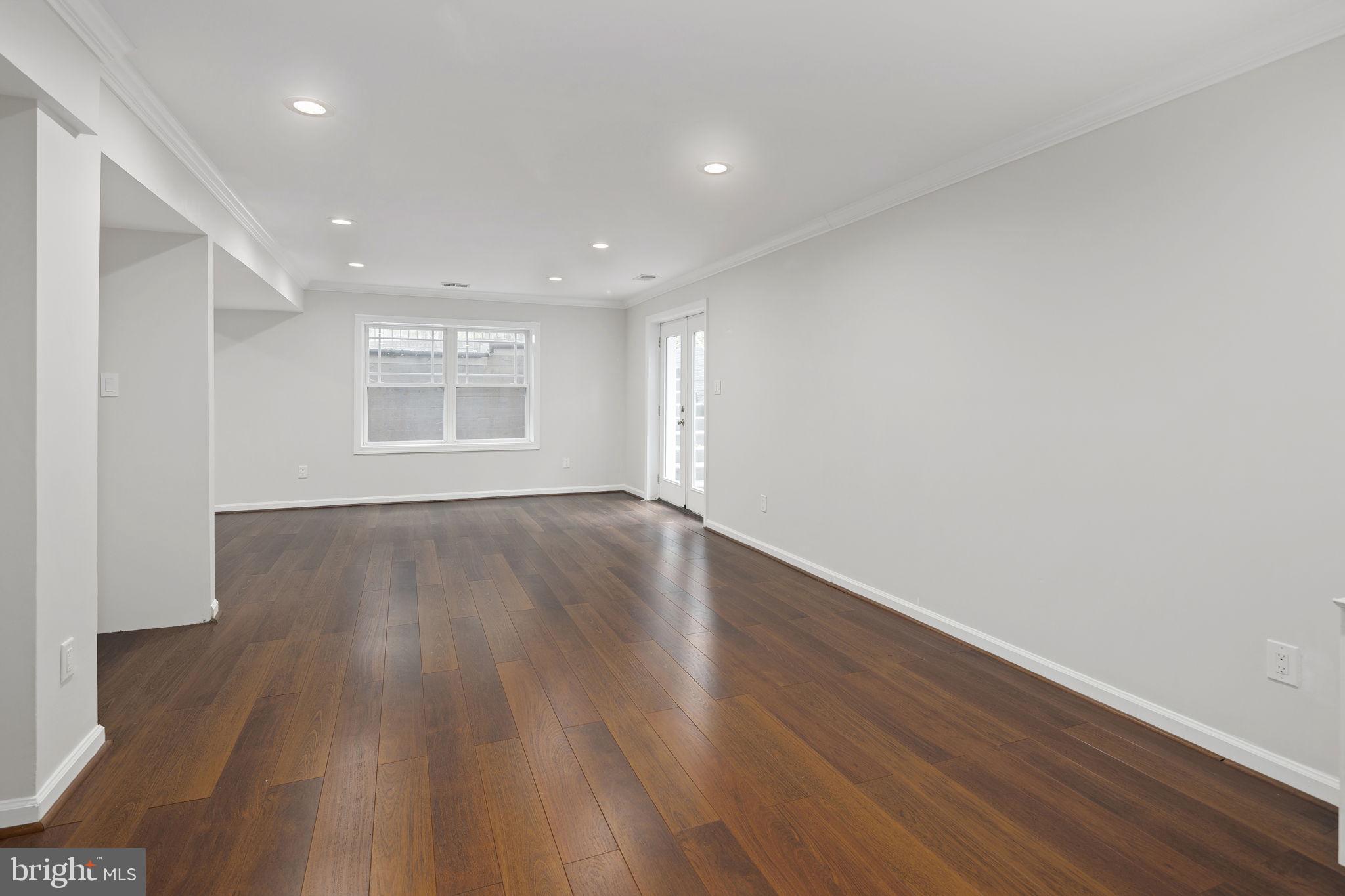 HIGHVIEW PARK - Residential