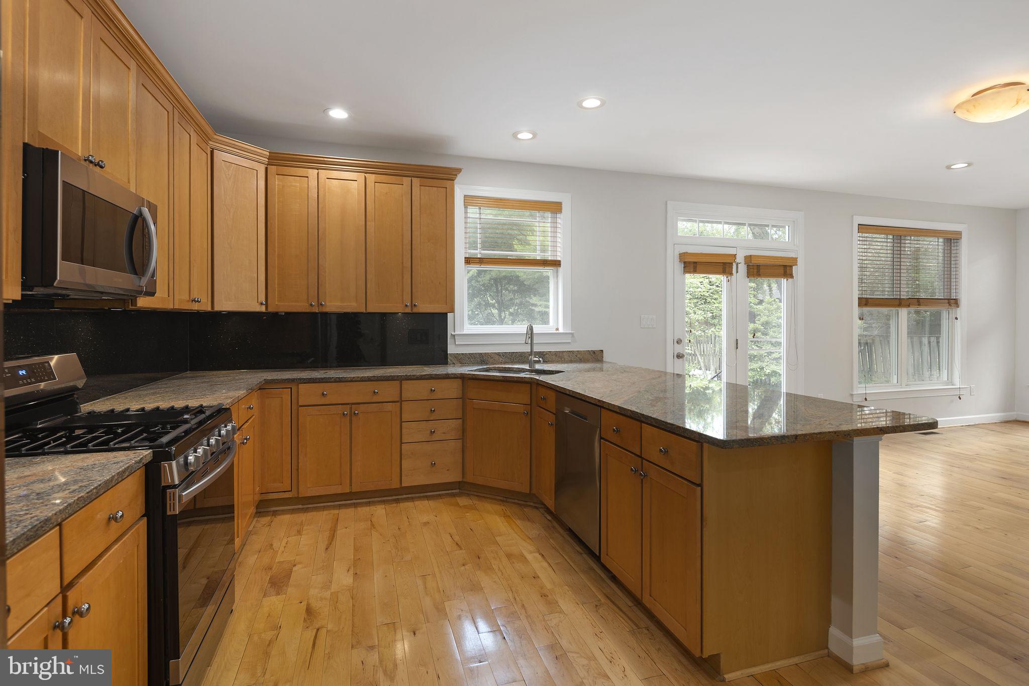 HIGHVIEW PARK - Residential