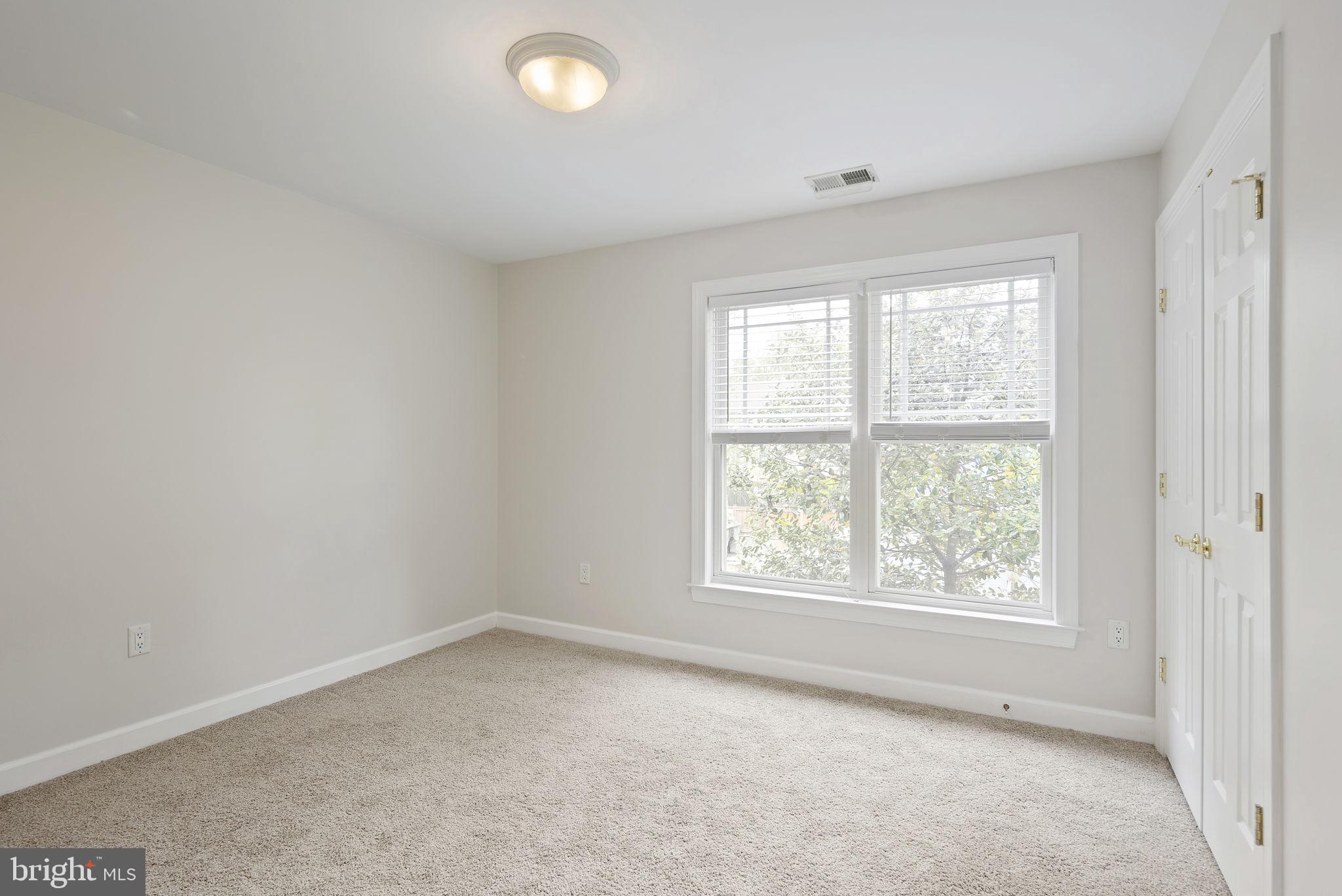 HIGHVIEW PARK - Residential