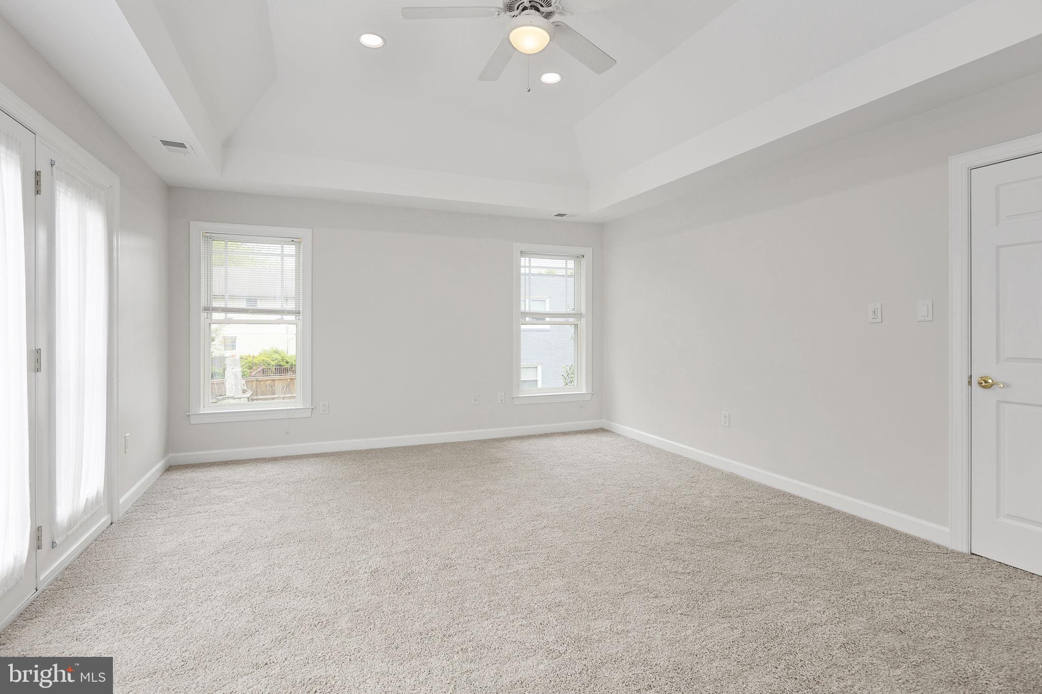 HIGHVIEW PARK - Residential